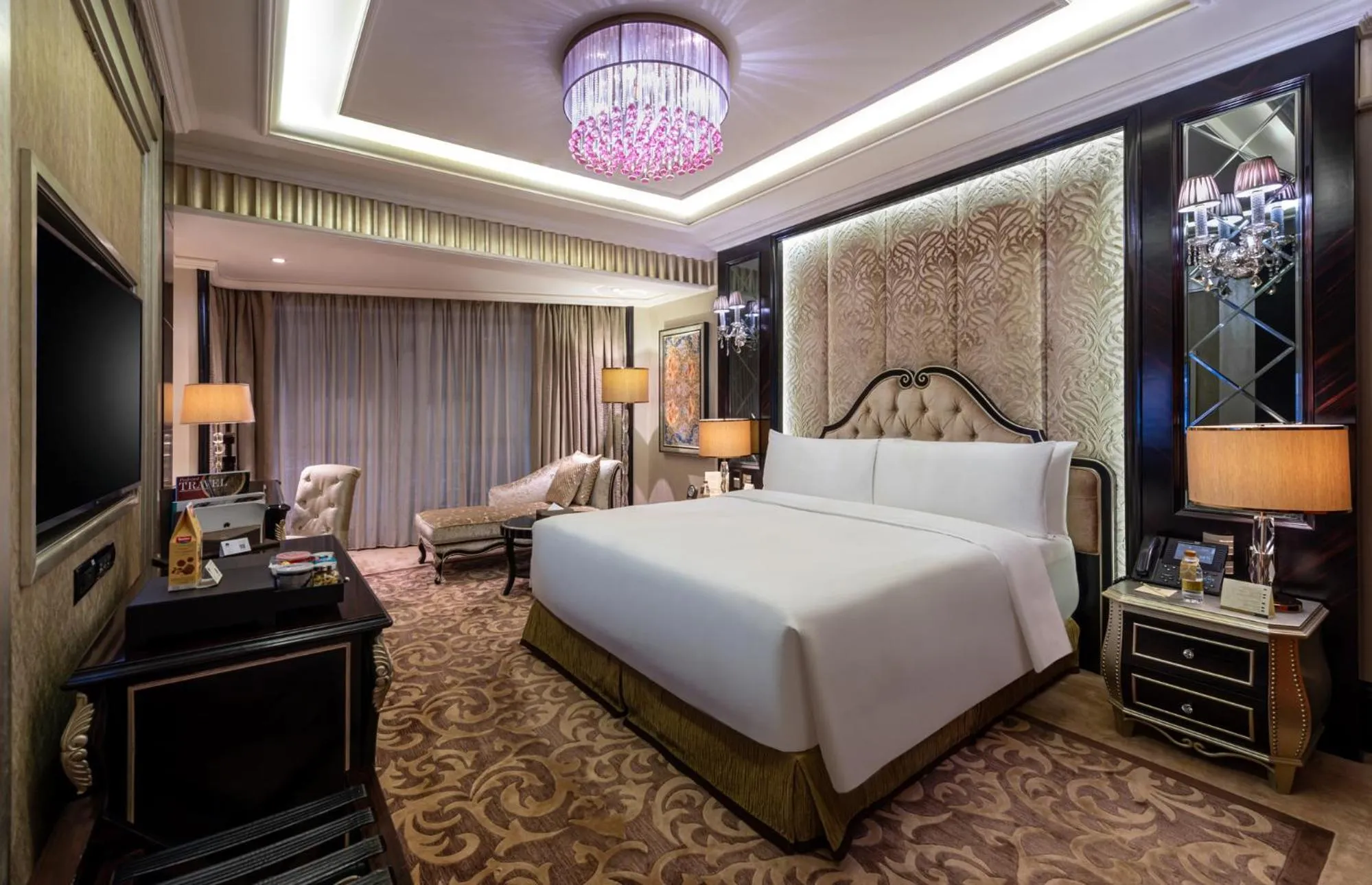 Bed in Narcissus Riyadh Hotel & Spa