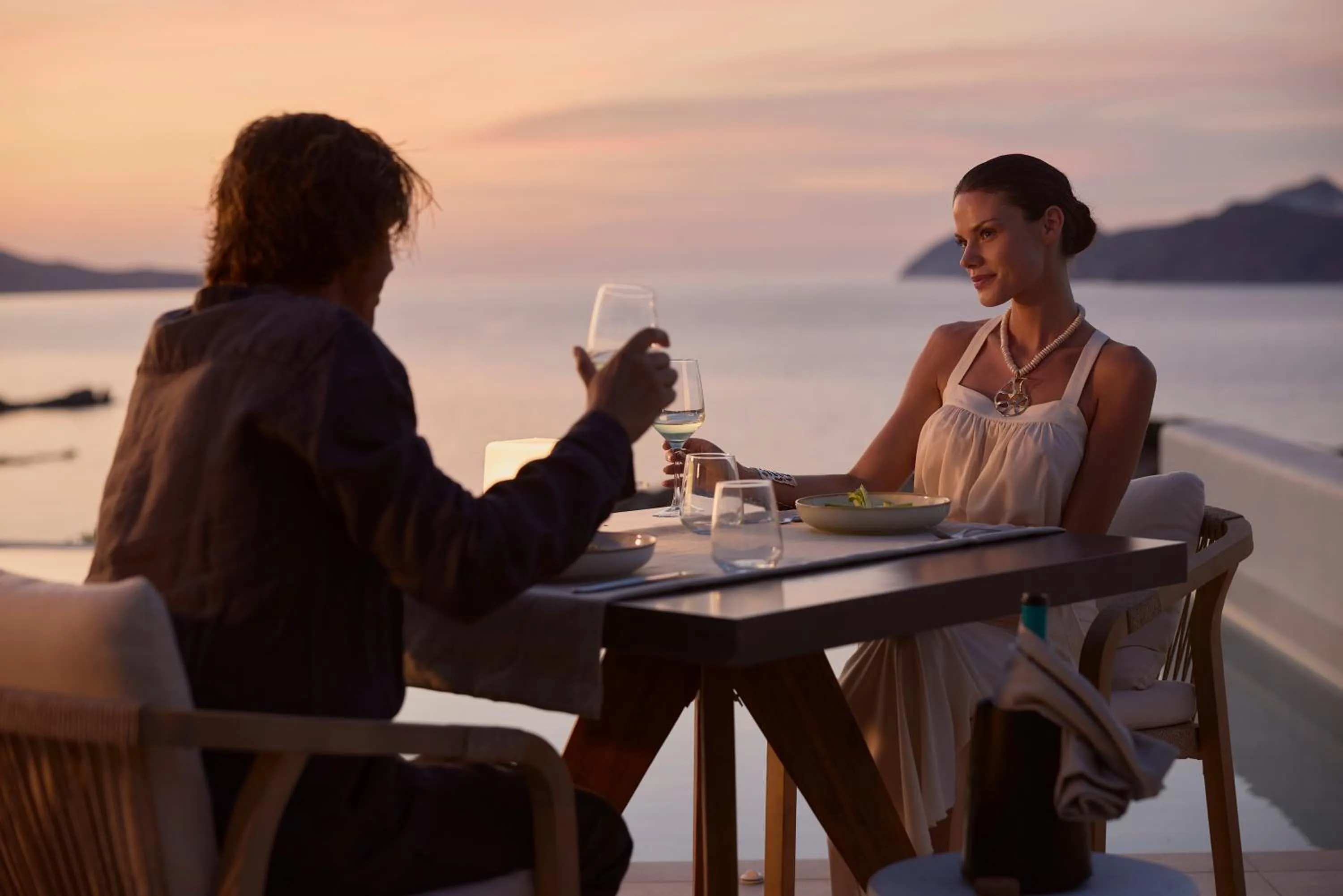 Restaurant/places to eat in Hotel Milos Sea Resort