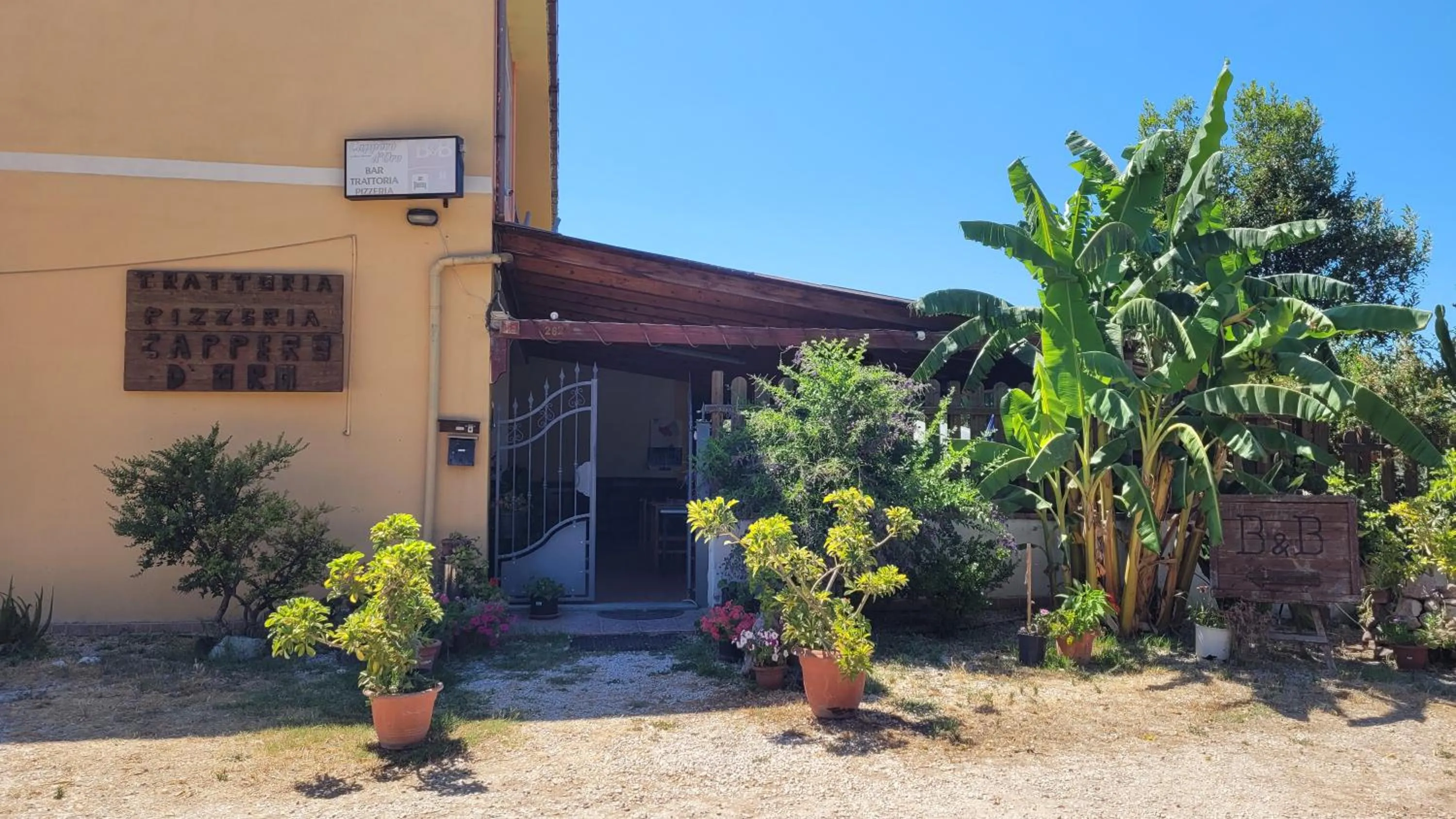 Facade/entrance in B&B da Donatella