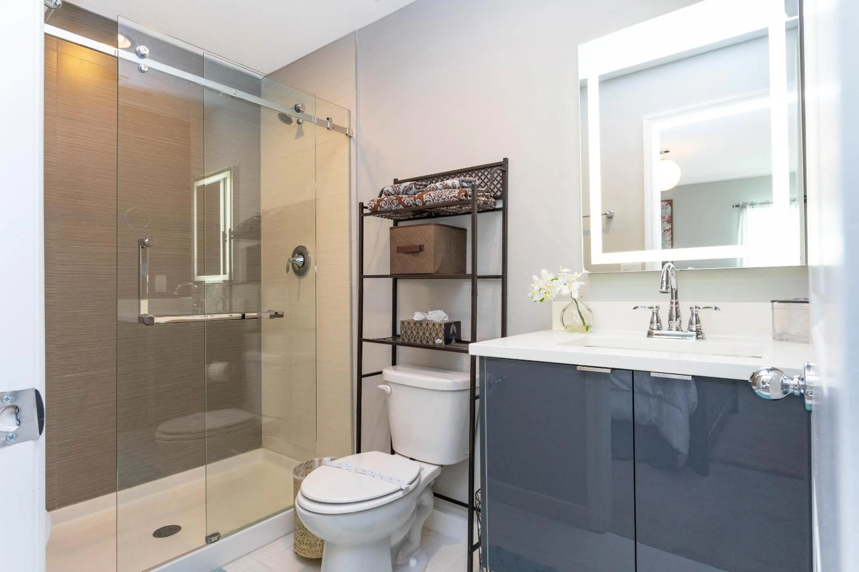 Gorgeous and New House at Le Reve Resort (214221)