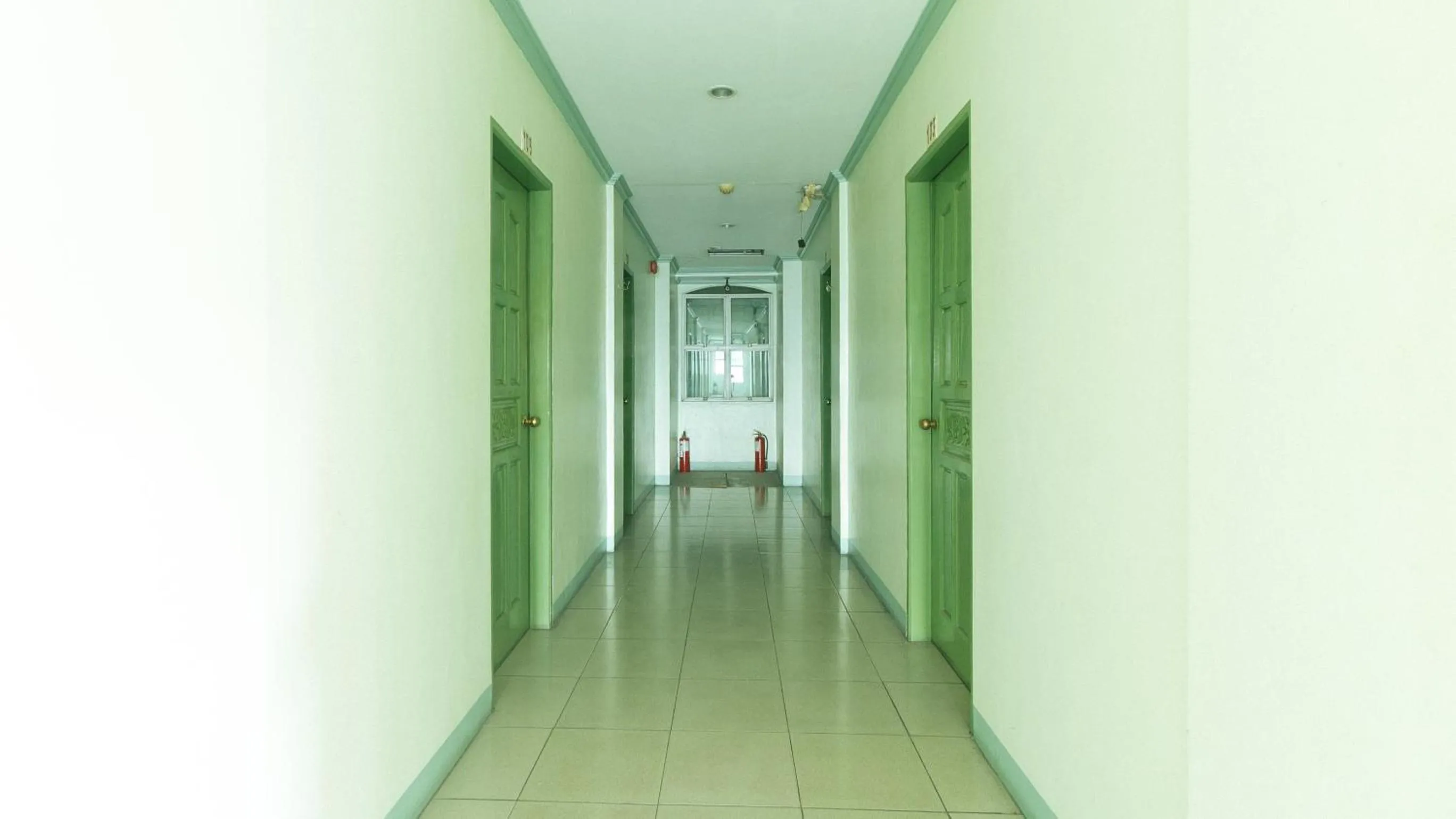 Area and facilities in RedDoorz @ Orsu Hotel Angeles Pampanga