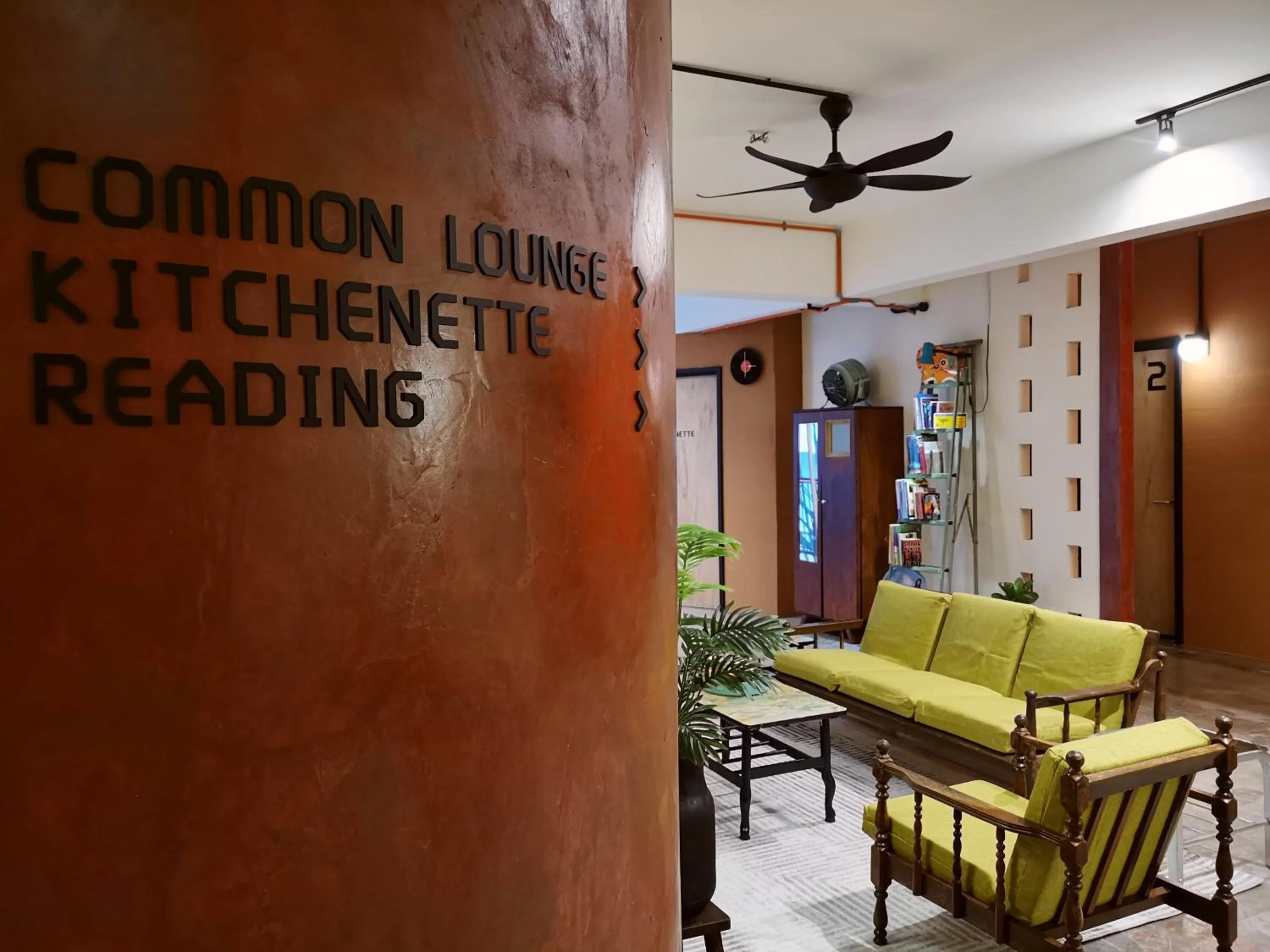 Property building in Walk-Up To SIAR - Children Not Allowed