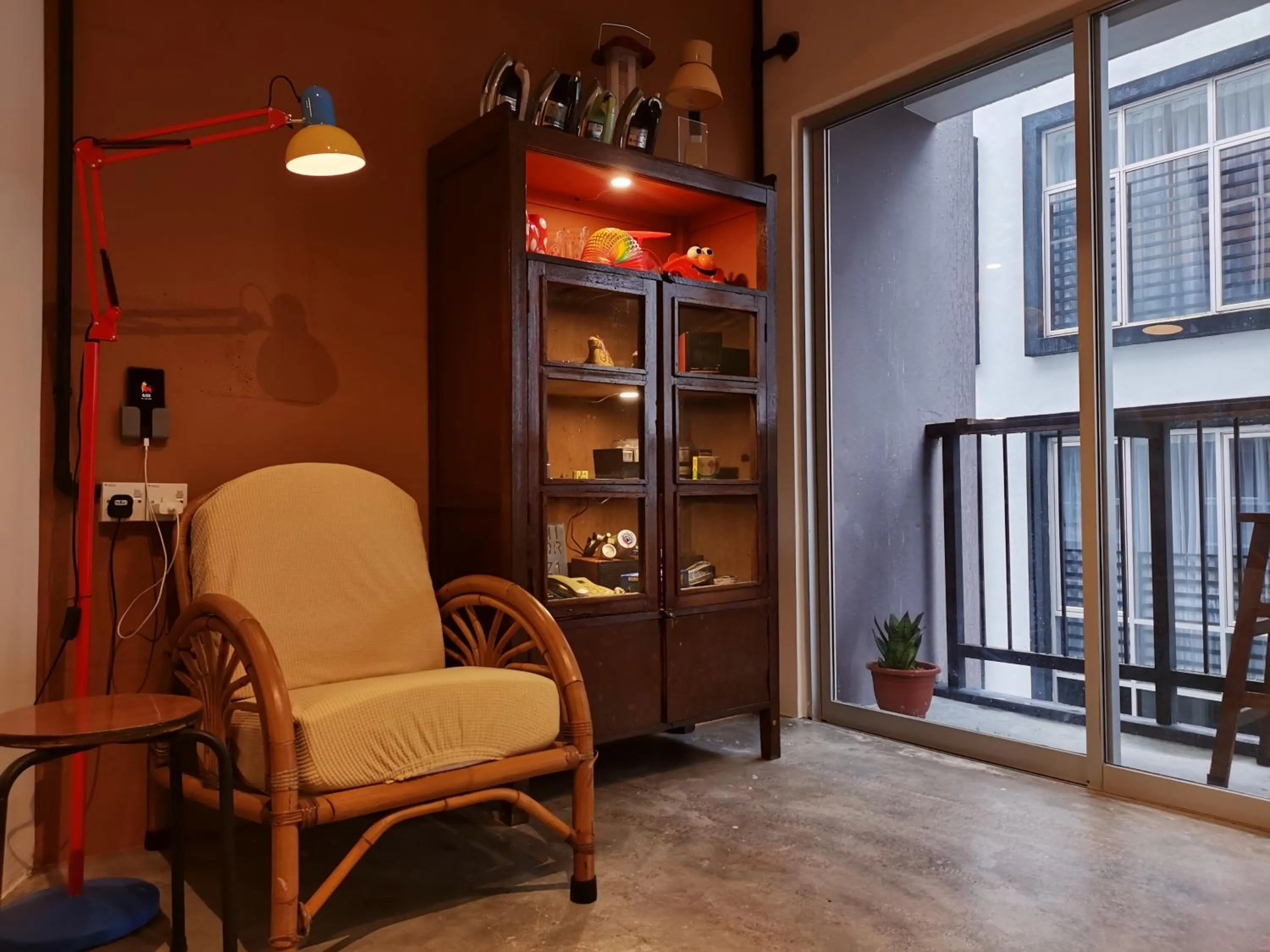 Seating area in Walk-Up To SIAR - Children Not Allowed