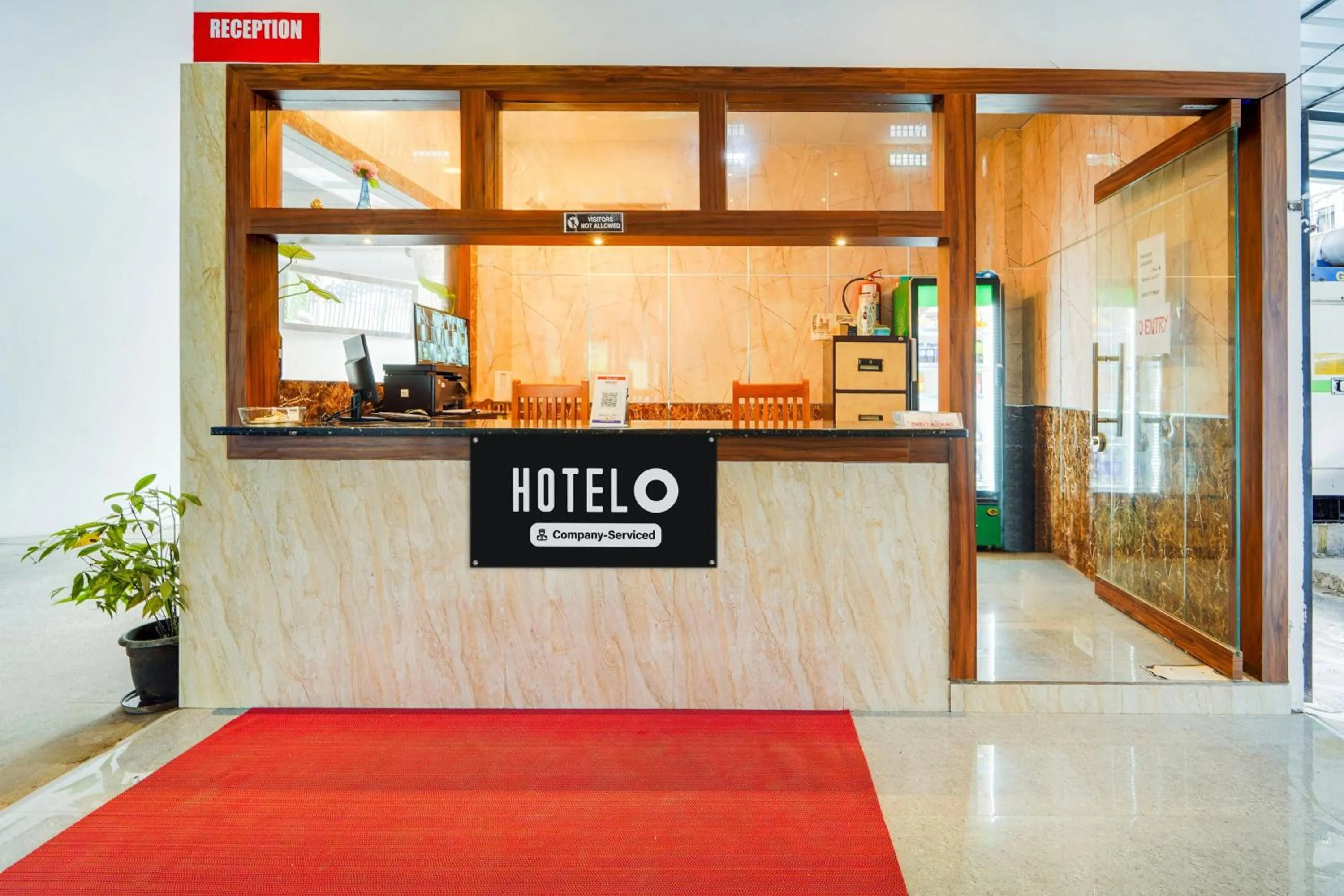 Lobby or reception in Hotel O Vazhakkala