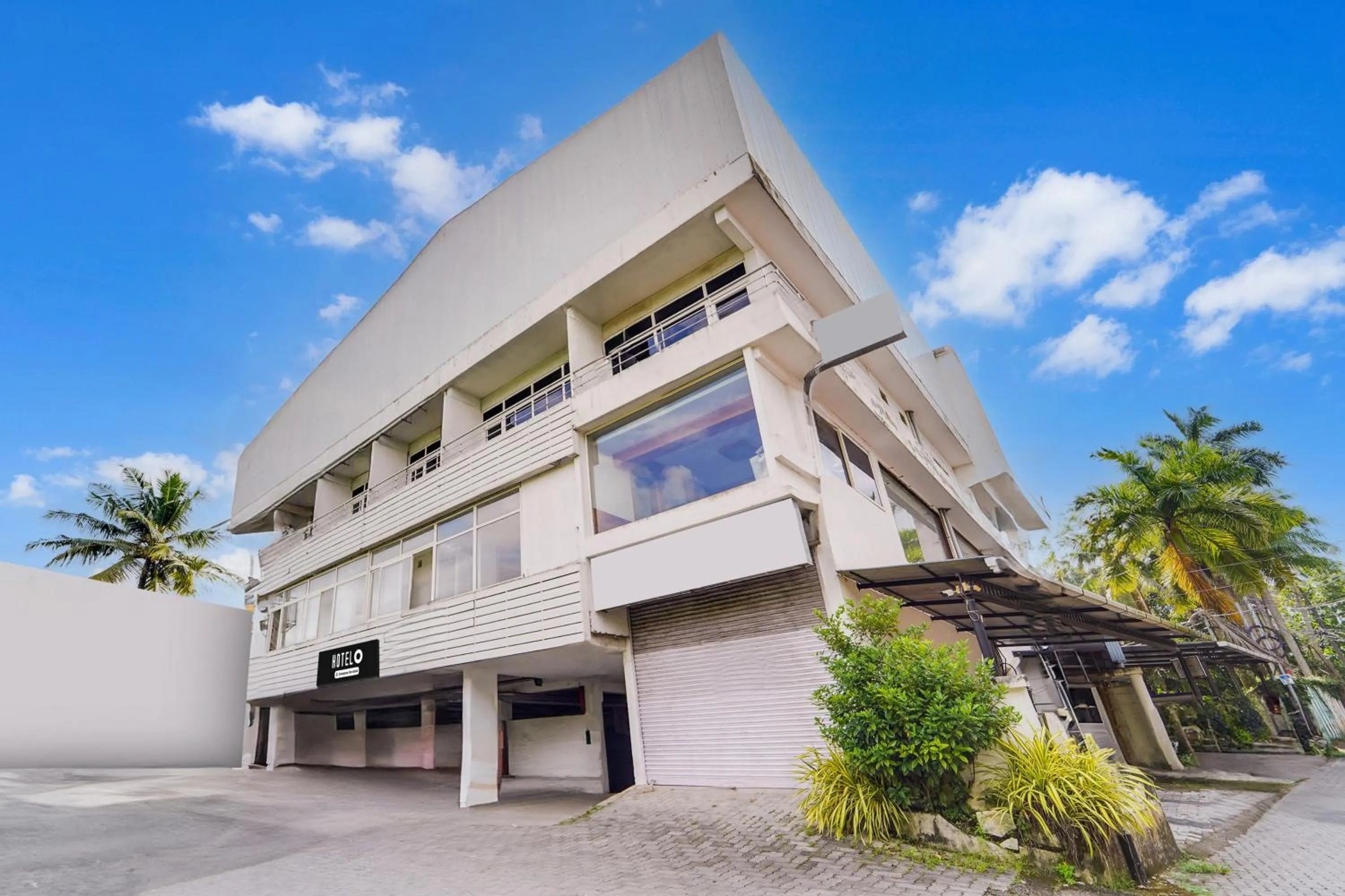 Facade/entrance in Hotel O Vazhakkala