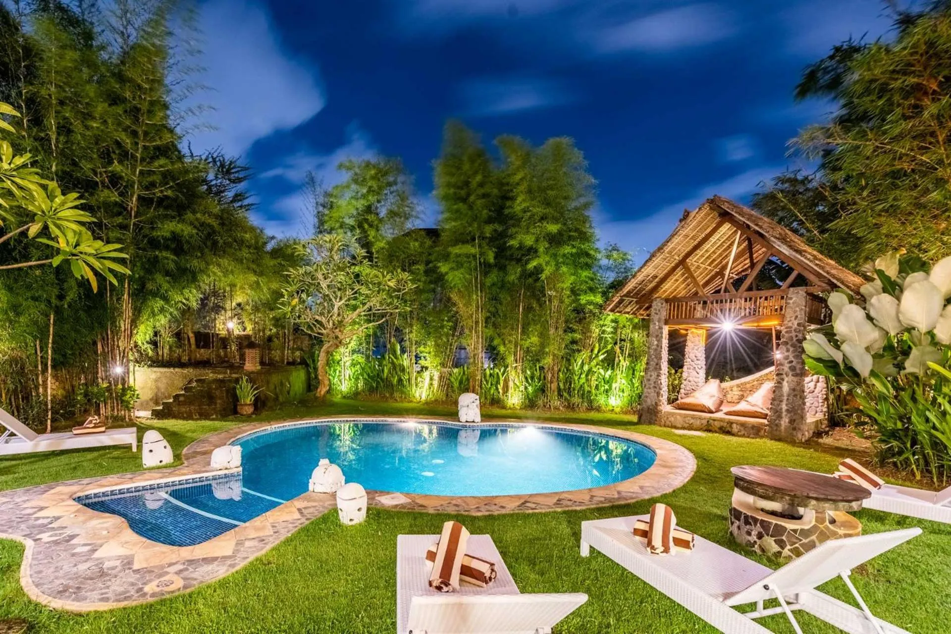 Swimming pool in Villa Canggu Hearts