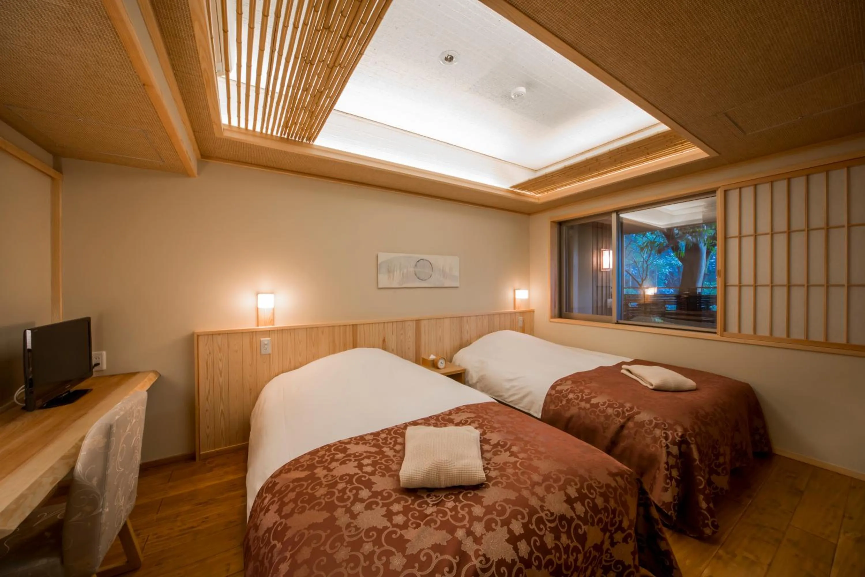 Photo of the whole room in Ikyu