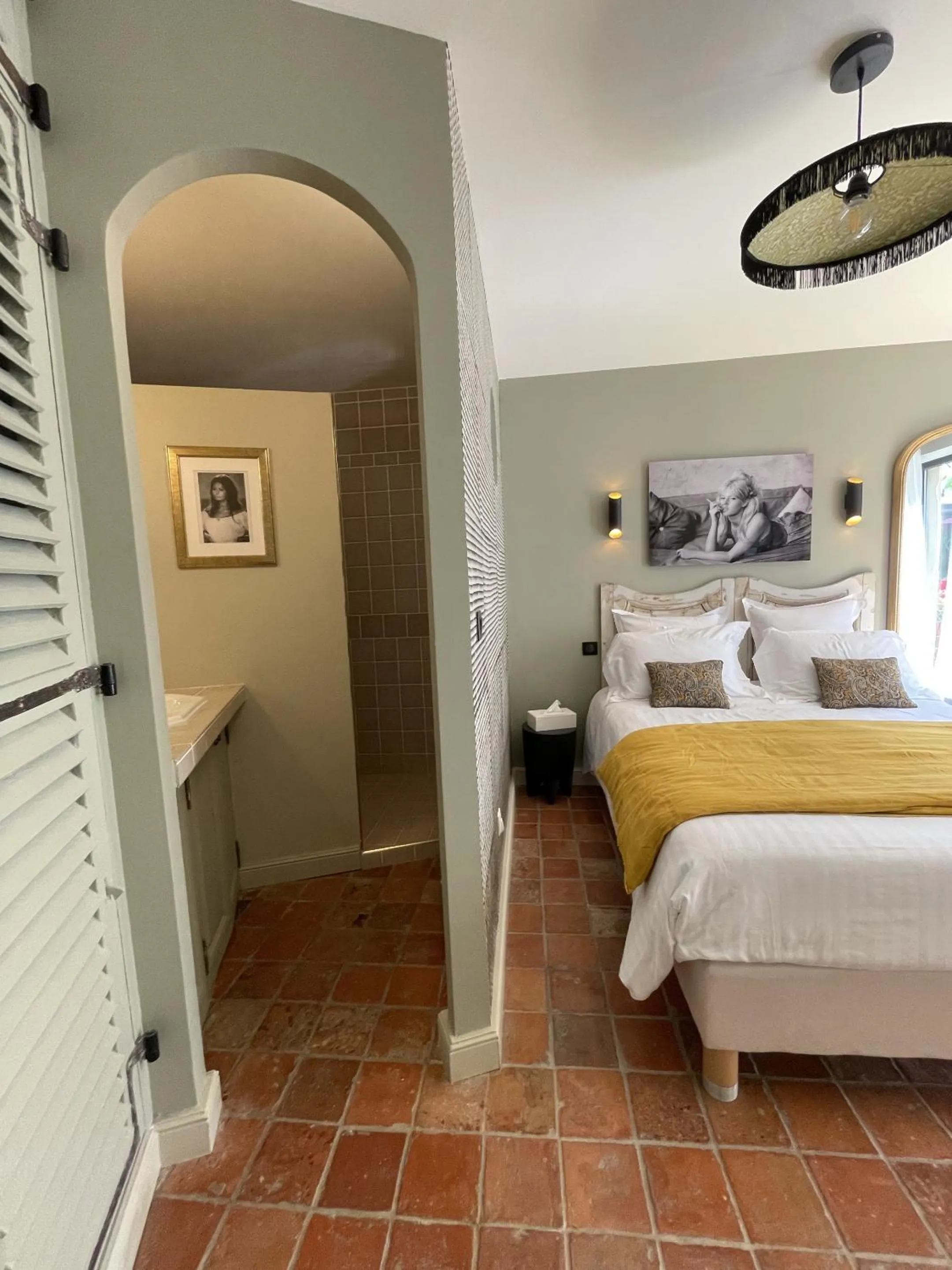 Bedroom, Bed in La Maison Ruffinoise