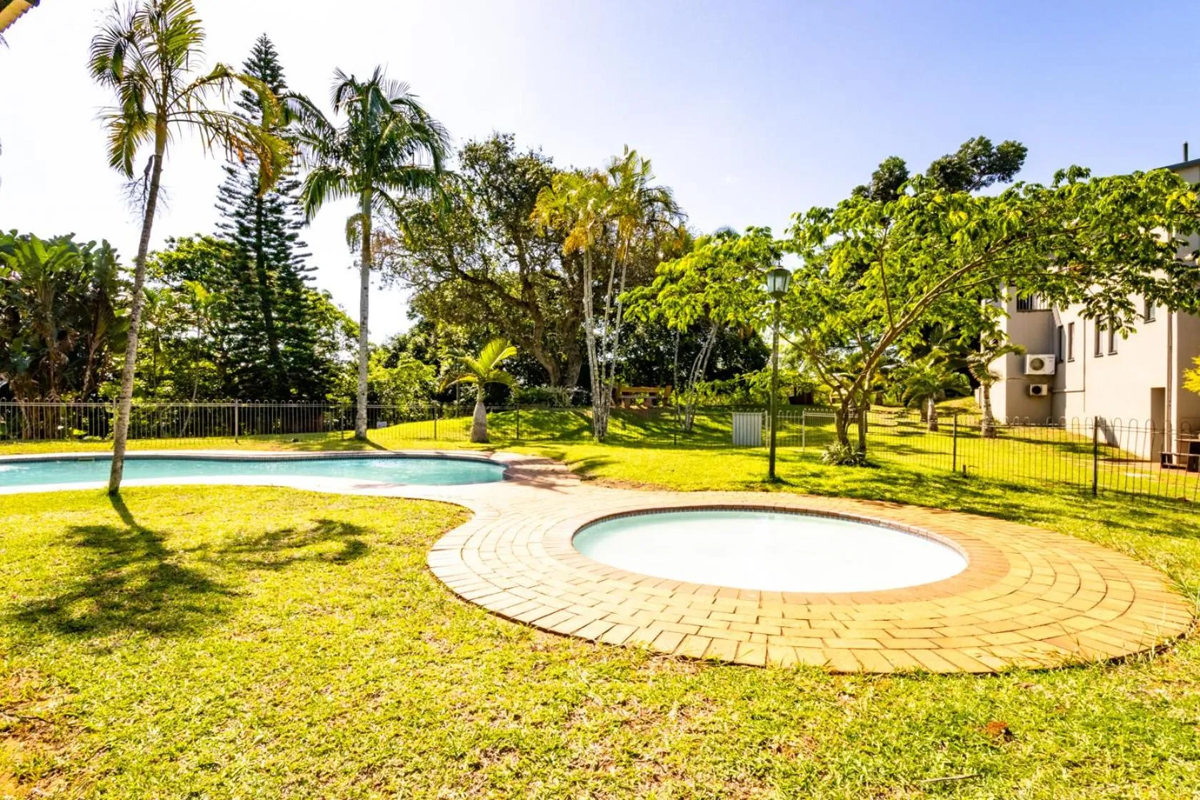 Swimming pool in The Bridge 38