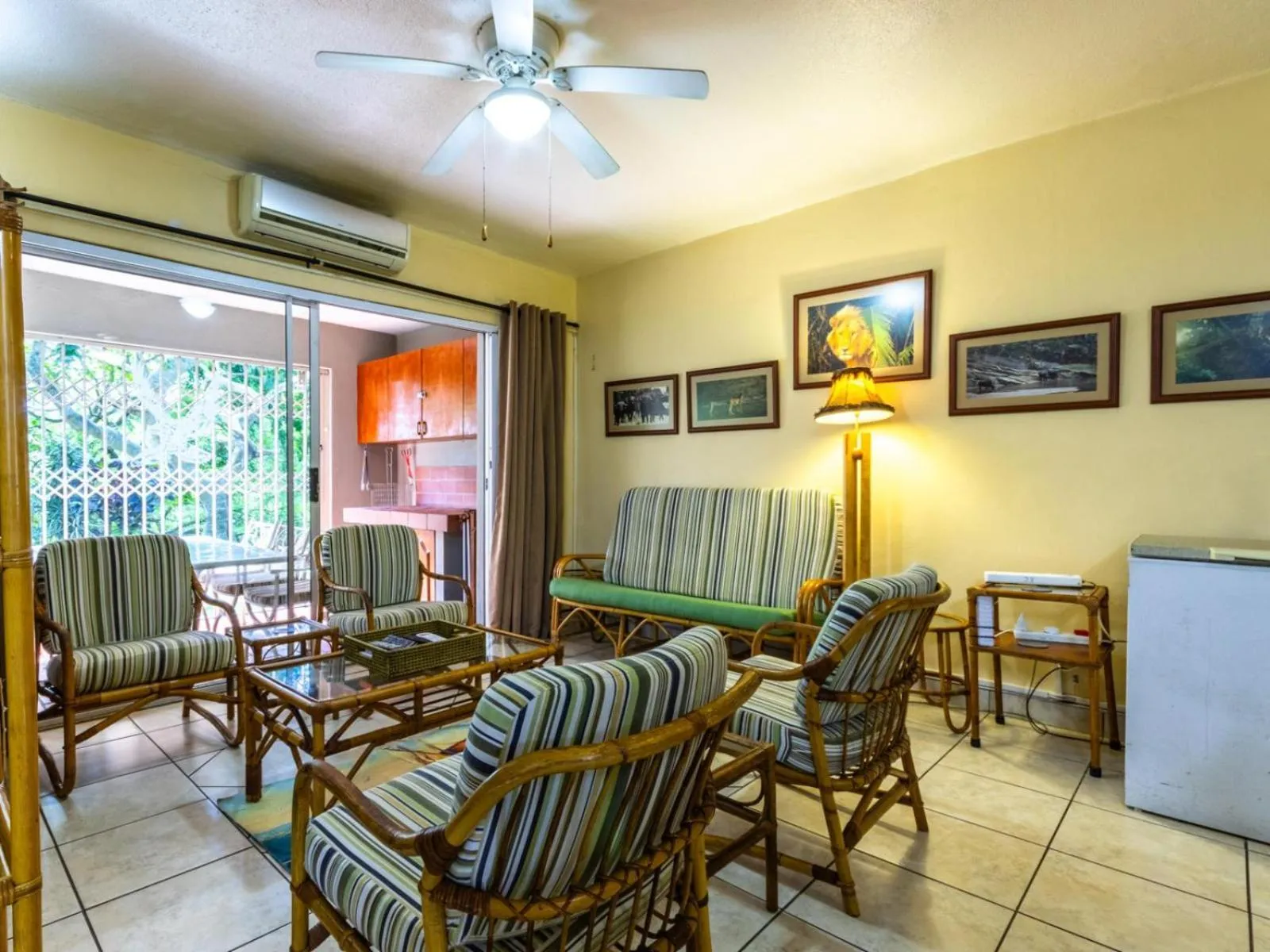 Living room in The Bridge 38