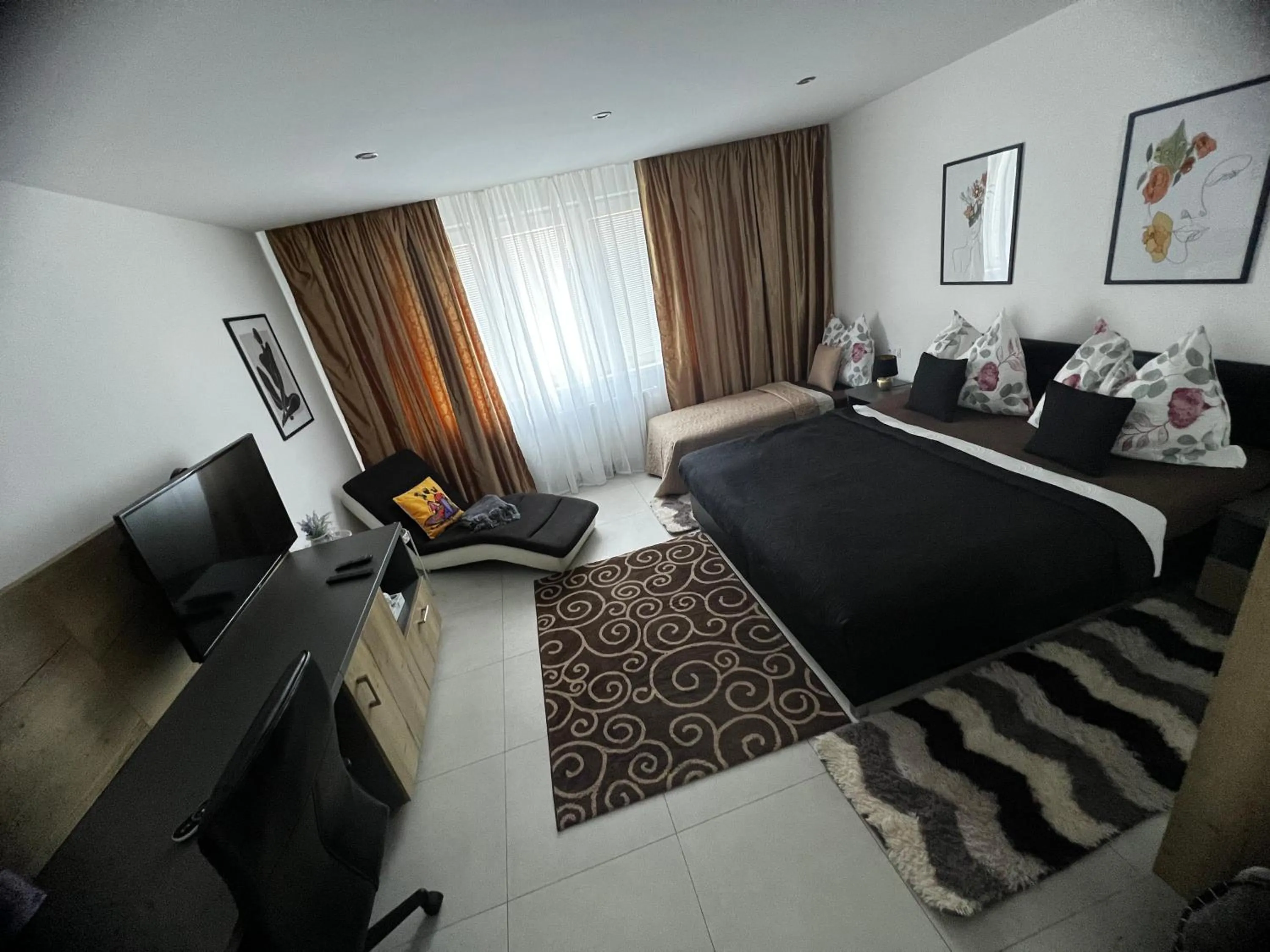 Photo of the whole room in Sparrow apartmens - Vrabčia ulica 9, Košice