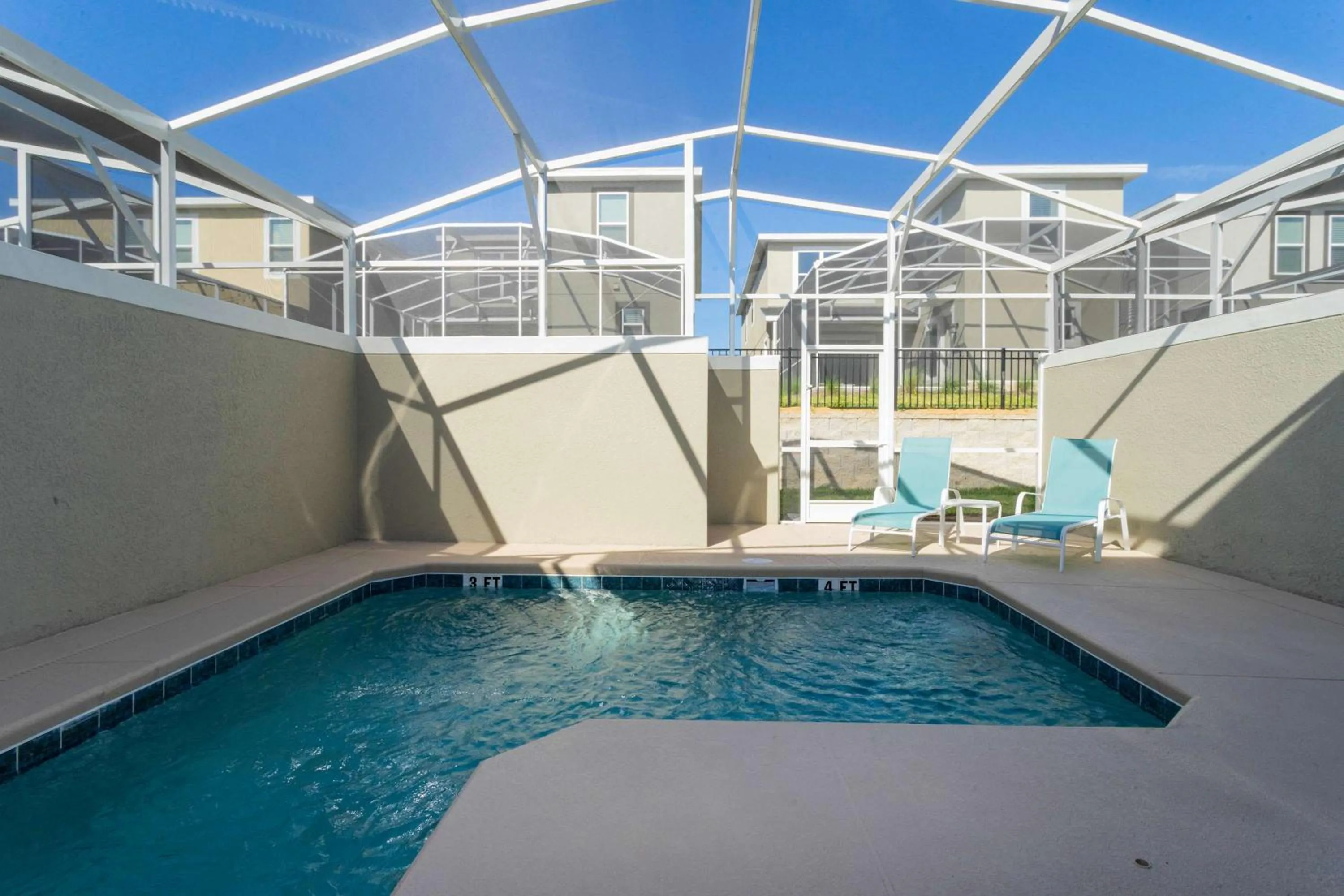 Splendid 4 Bd w/ Pool Close to Disney @ Champions Gate 1006