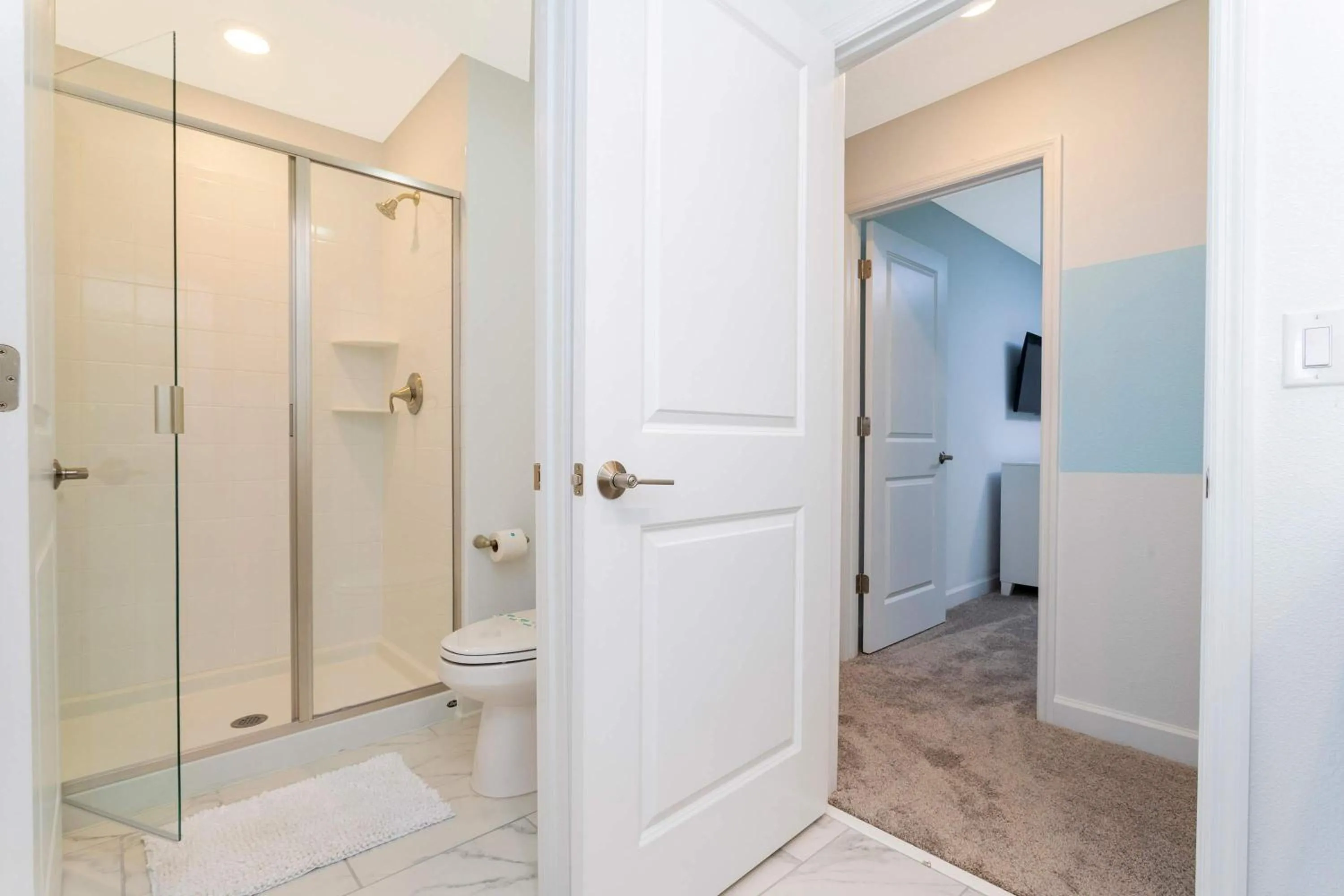 Splendid 4 Bd w/ Pool Close to Disney @ Champions Gate 1006