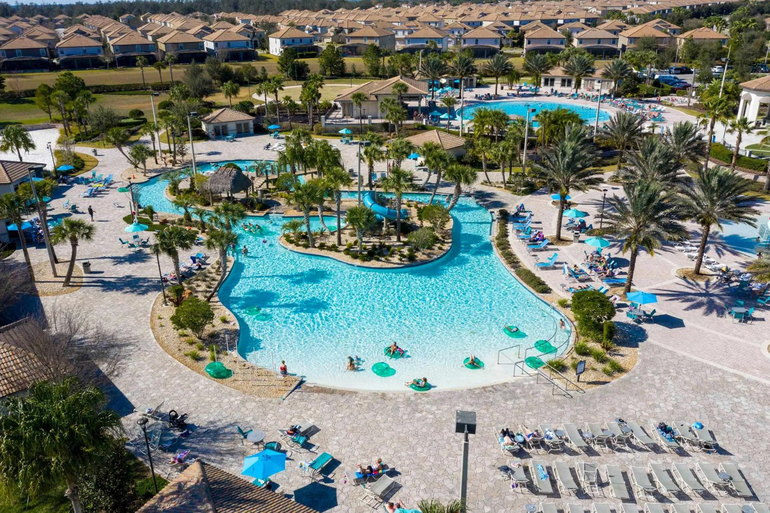 Splendid 4 Bd w/ Pool Close to Disney @ Champions Gate 1006