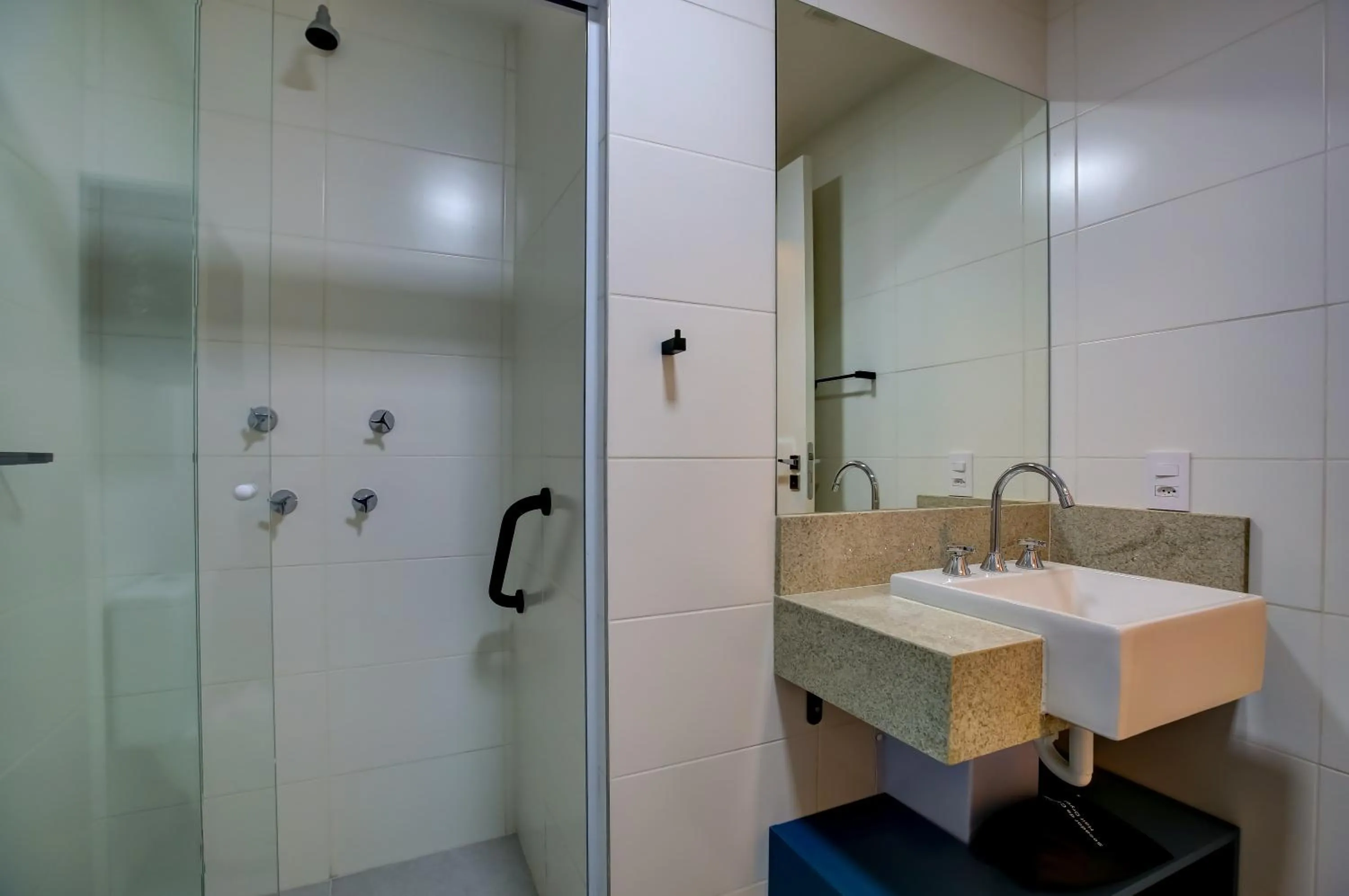 Bathroom in Roomo Butantã Rebouças