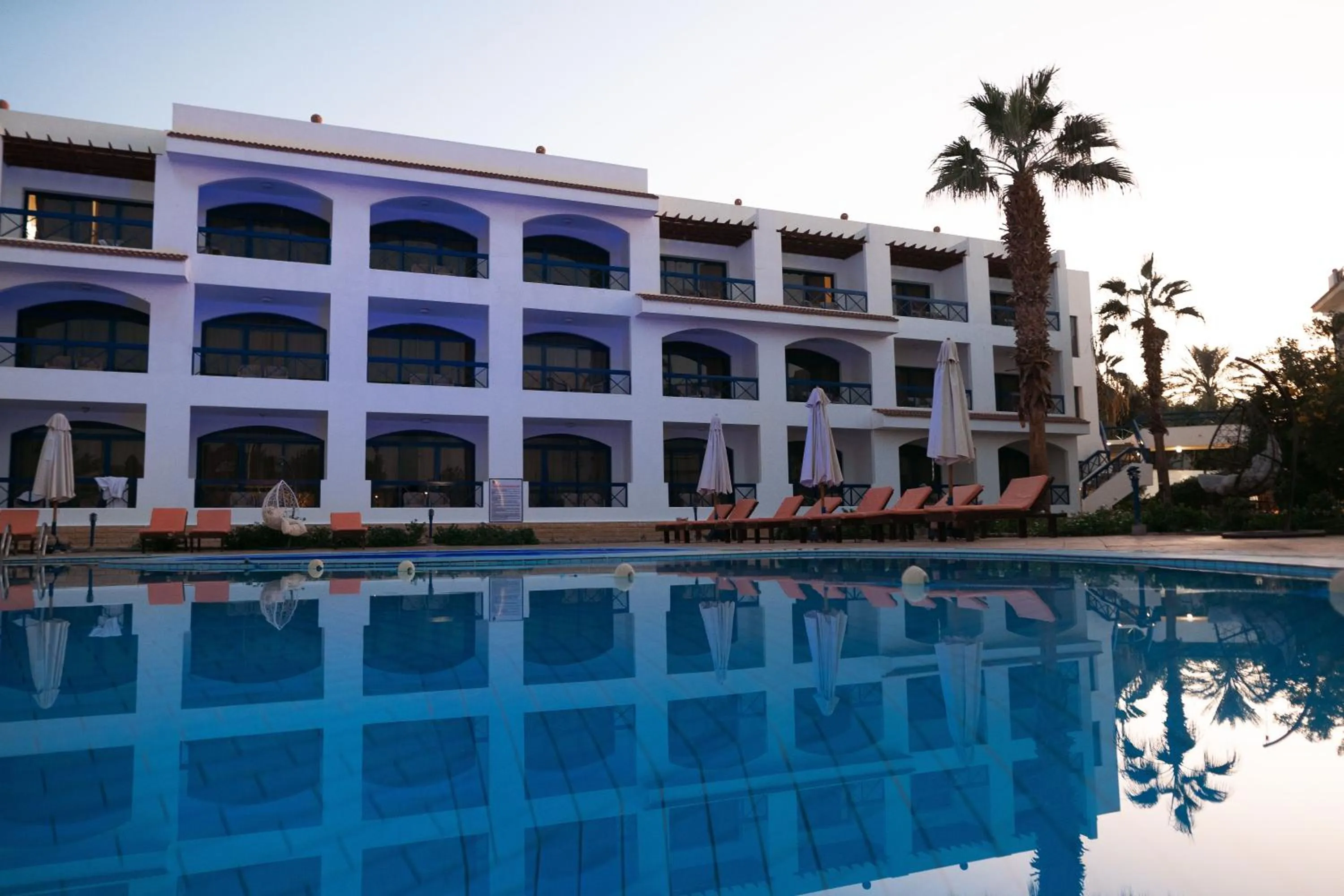 Swimming pool in El Khan Sharm Hotel