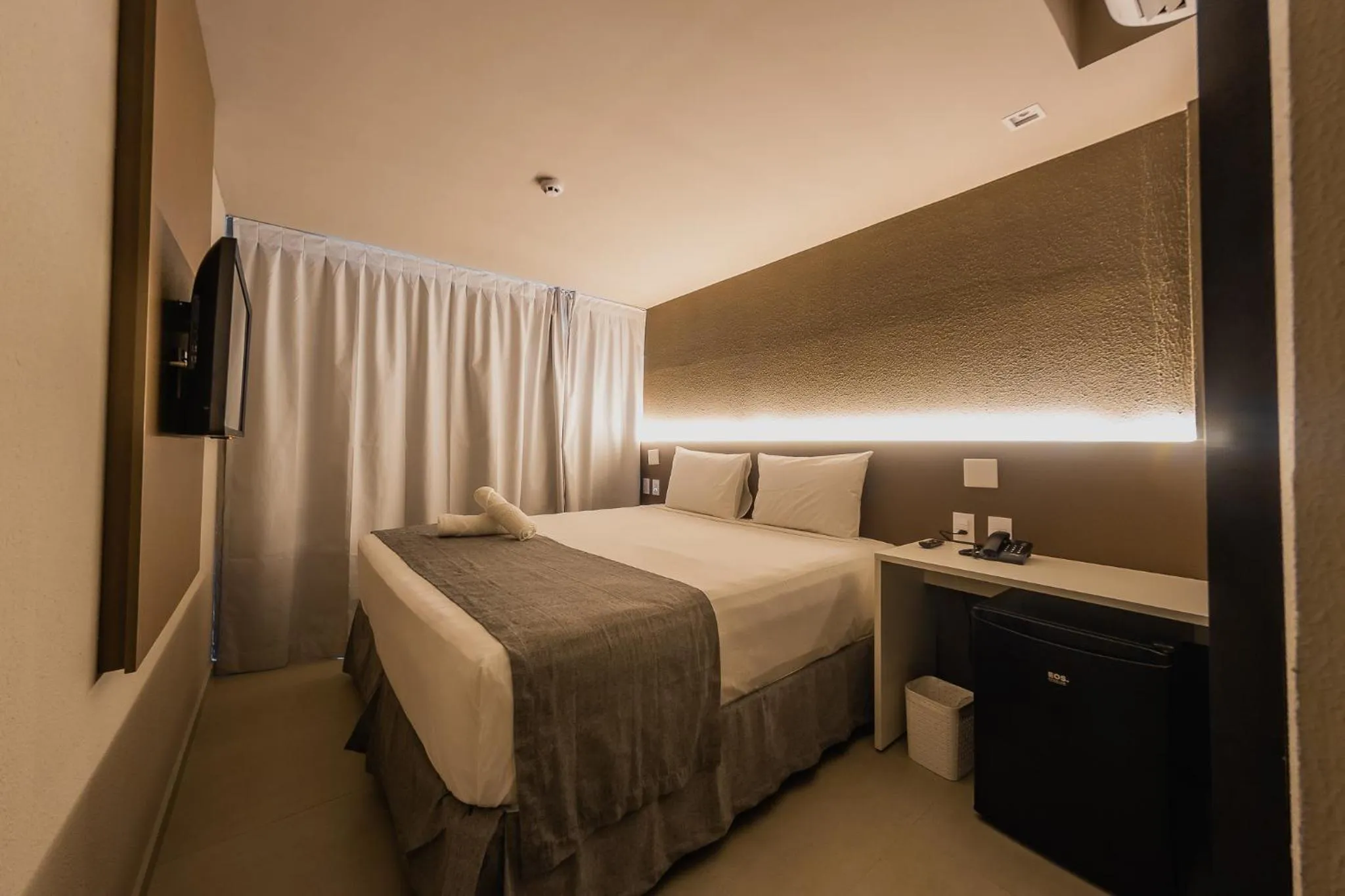 Bedroom, Bed in Saint Patrick Grand Hotel