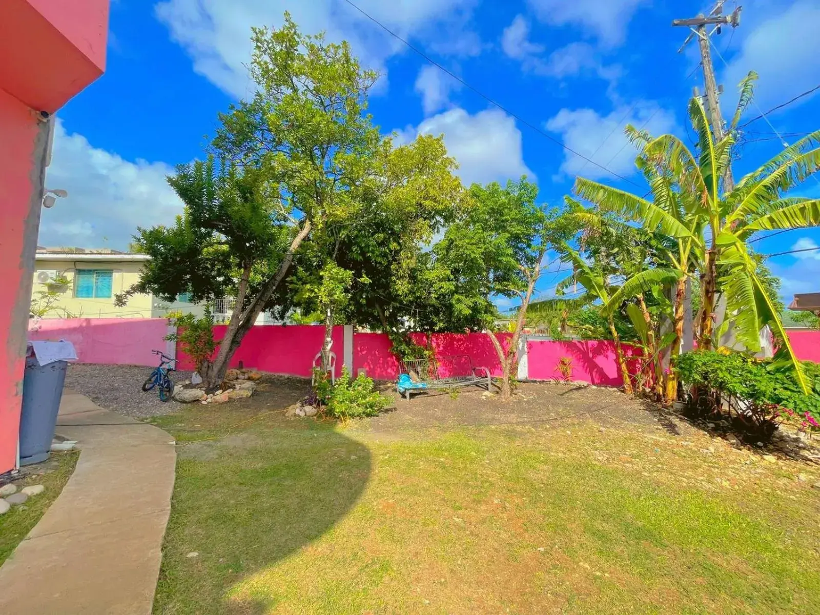 Family Room with Shower in A taste of Jamaica Lavern’s Place Family Room with Shower in A taste of Jamaica Lavern’s Place