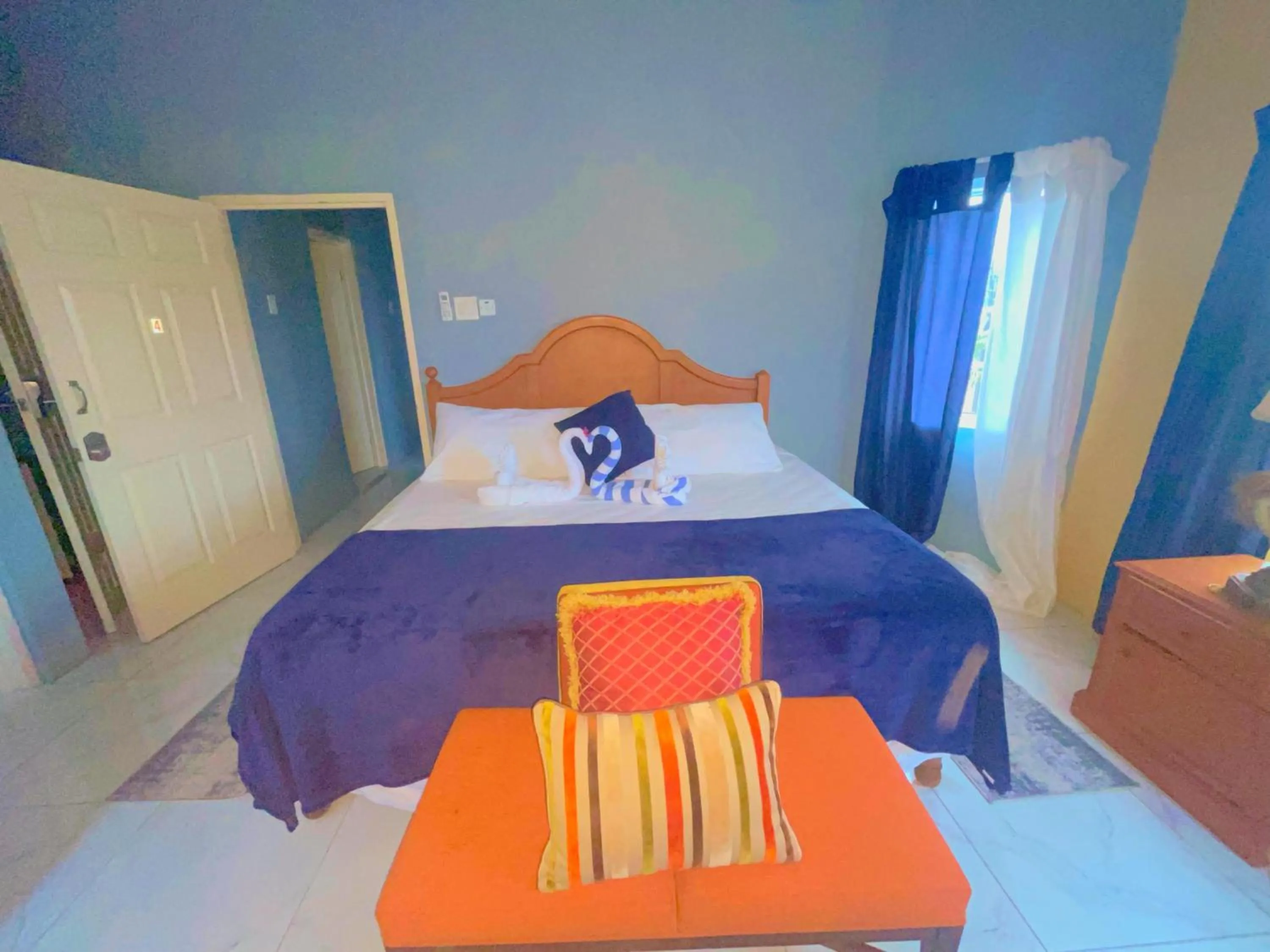 Bed in A taste of Jamaica Lavern’s Place