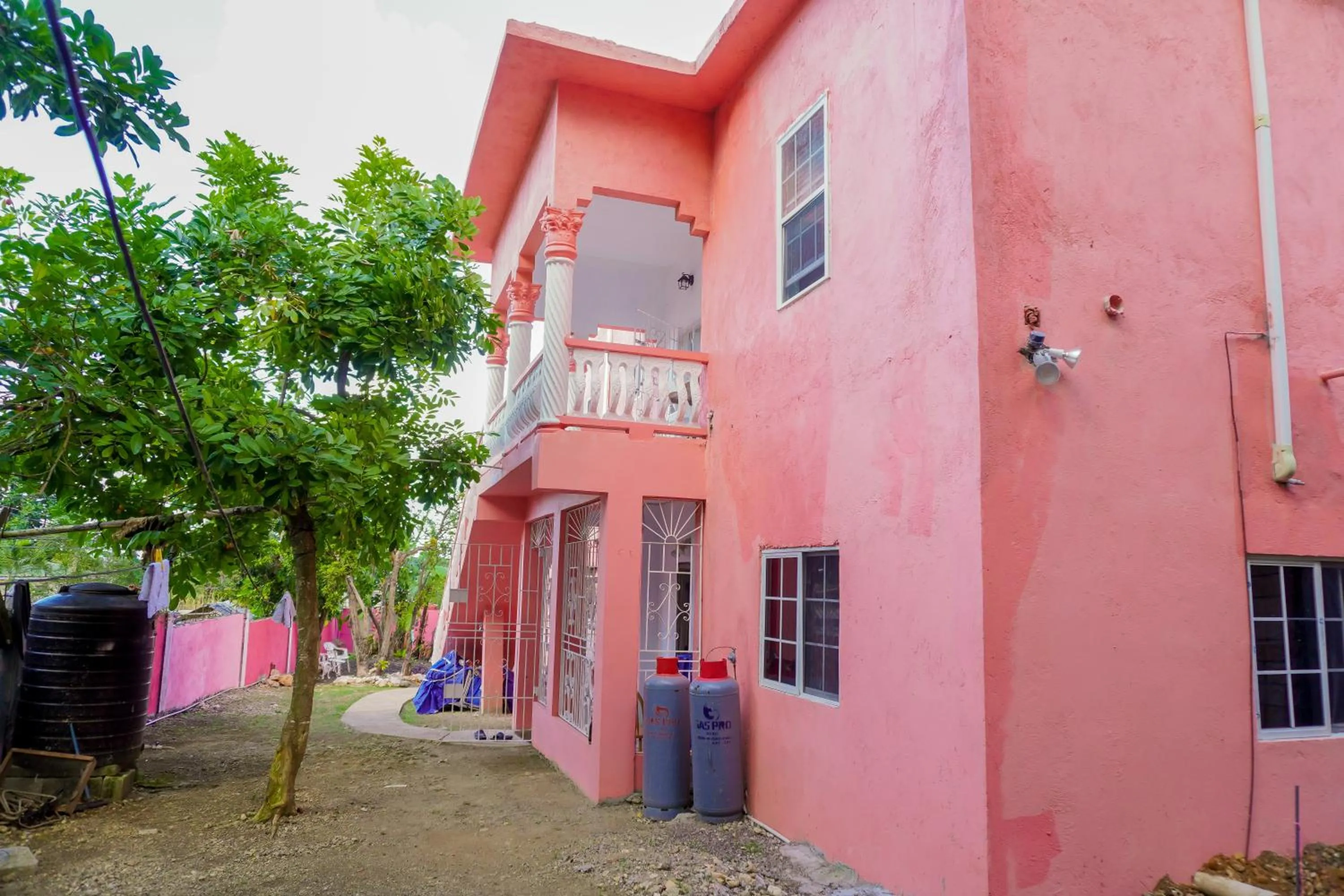 A taste of Jamaica Lavern’s Place