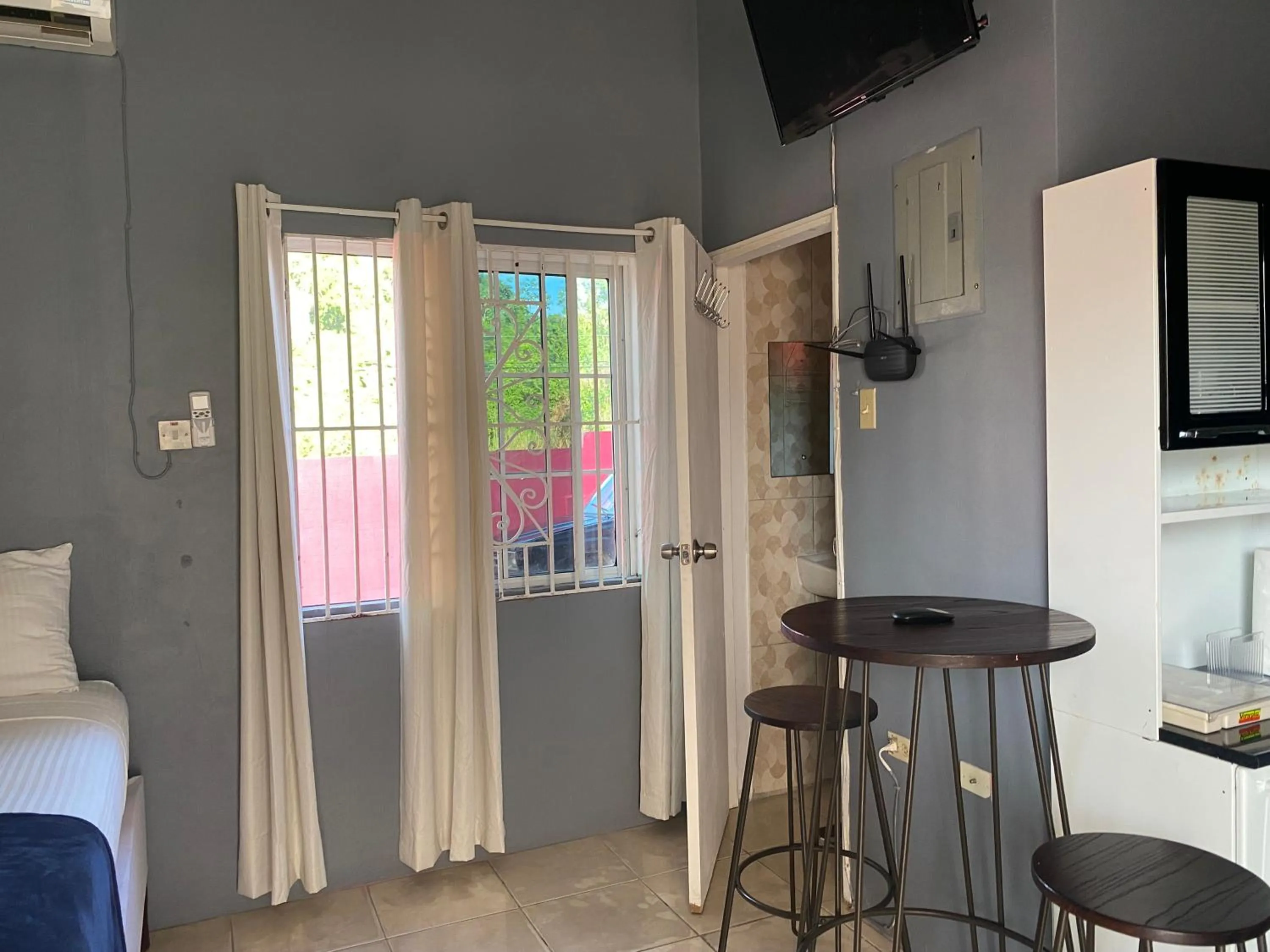 A taste of Jamaica Lavern’s Place