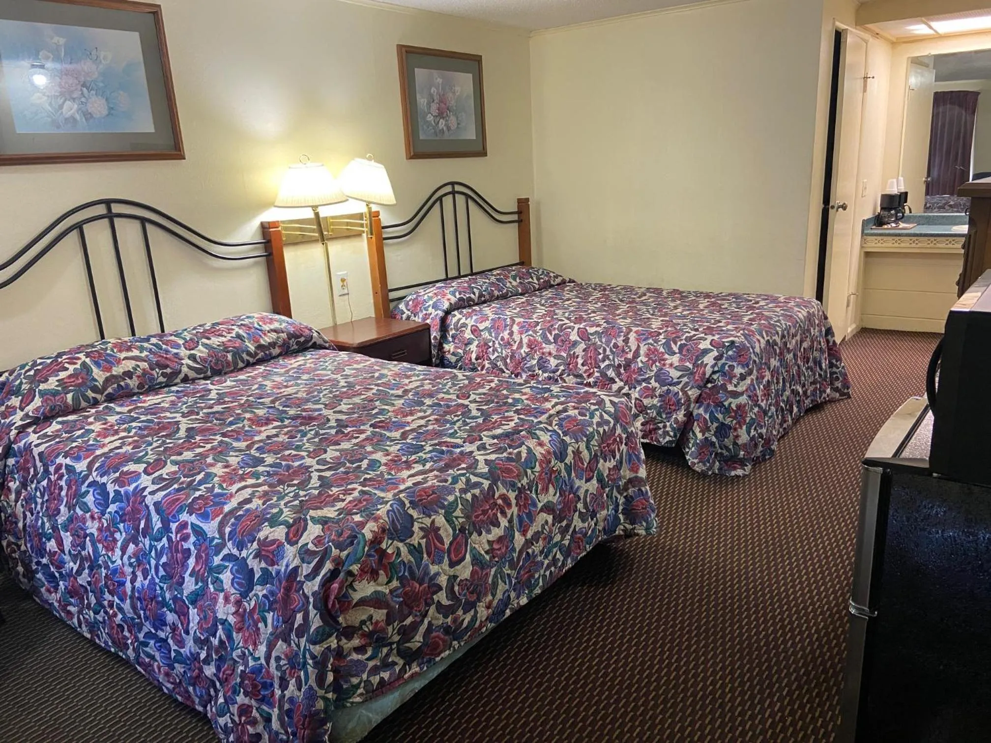 Bedroom, Bed in Corbin Inn