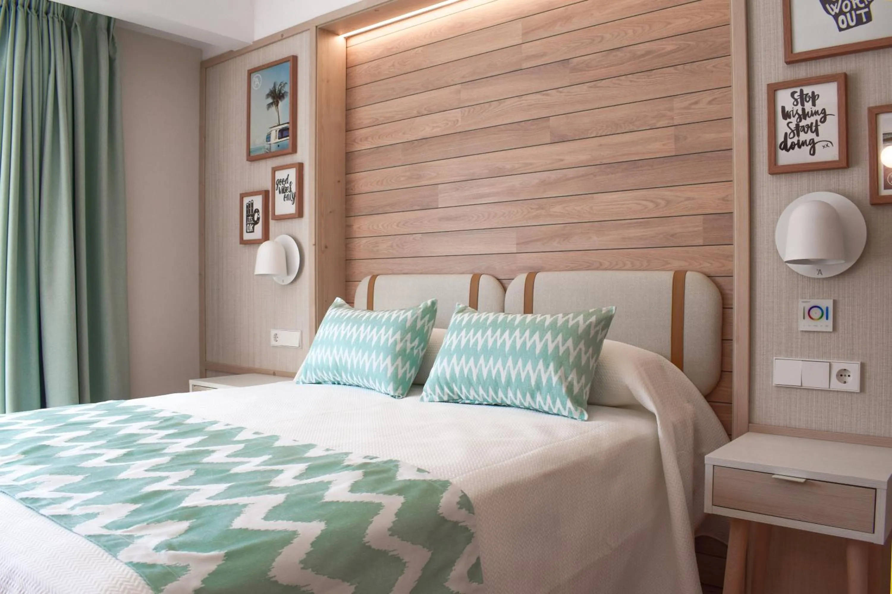 Bedroom, Bed in Ambassador Playa I