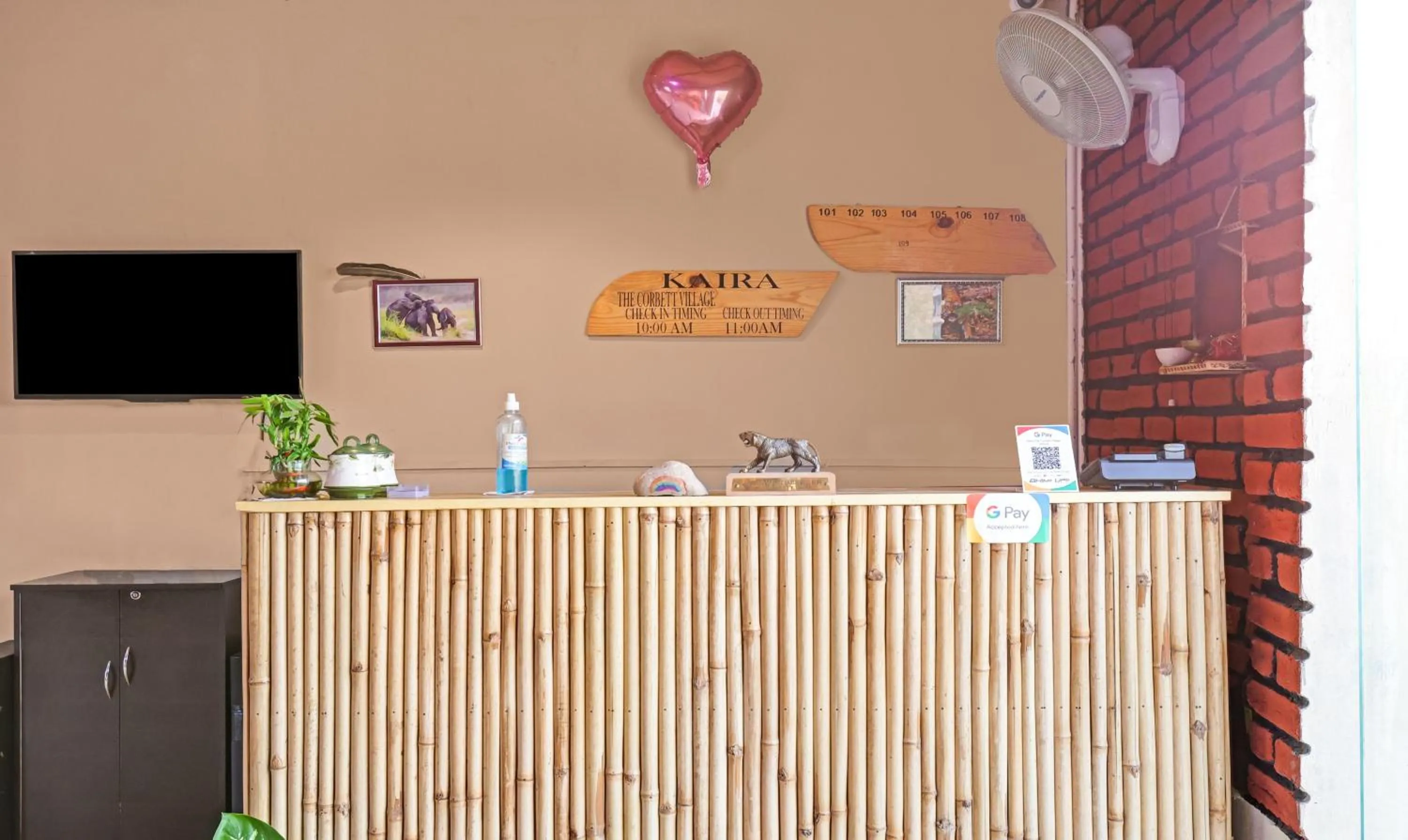 Lobby or reception in Treebo Kaira Resort With Pool View, 5 Km From Jim Corbett Jungle Safari