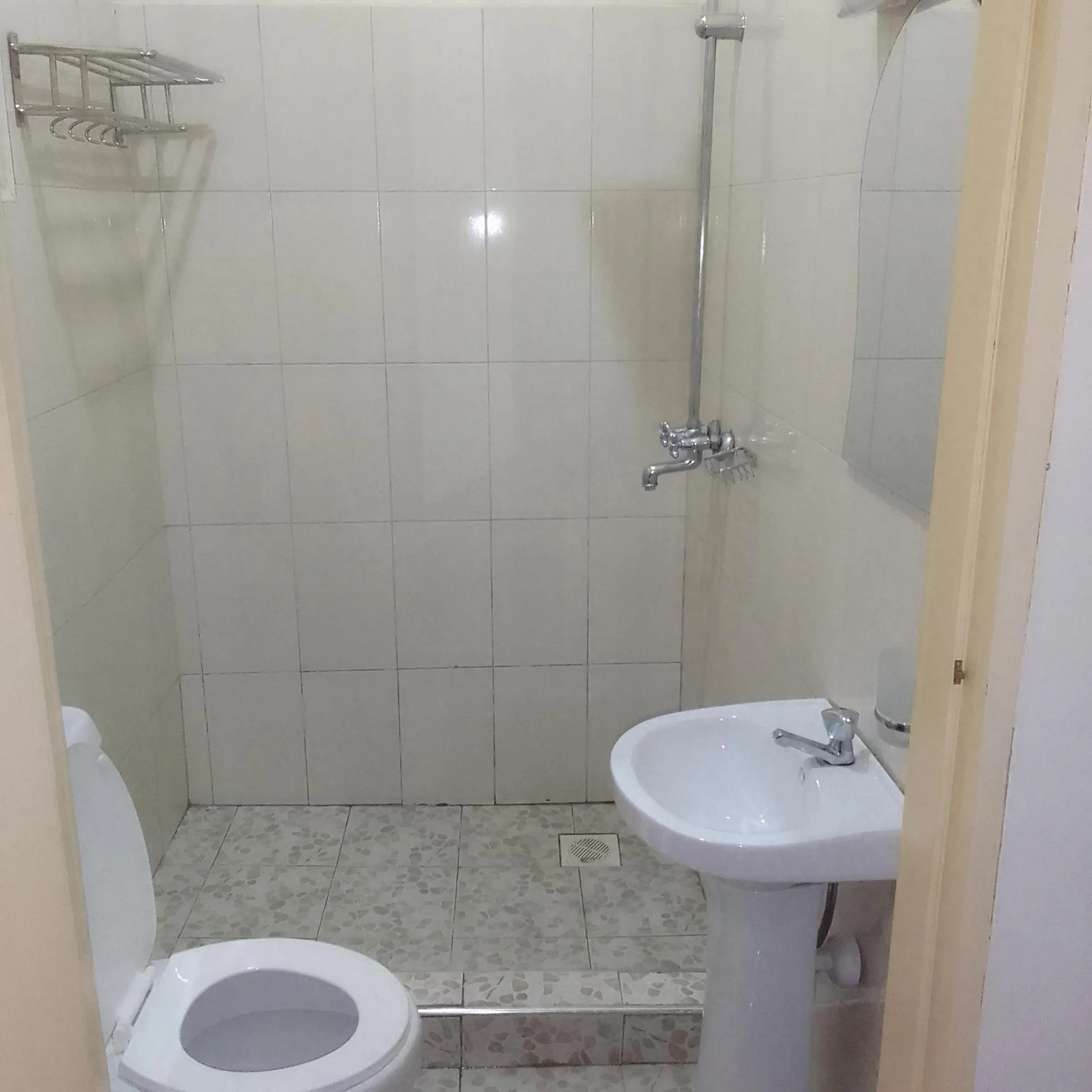 Shower in Dream jet suites