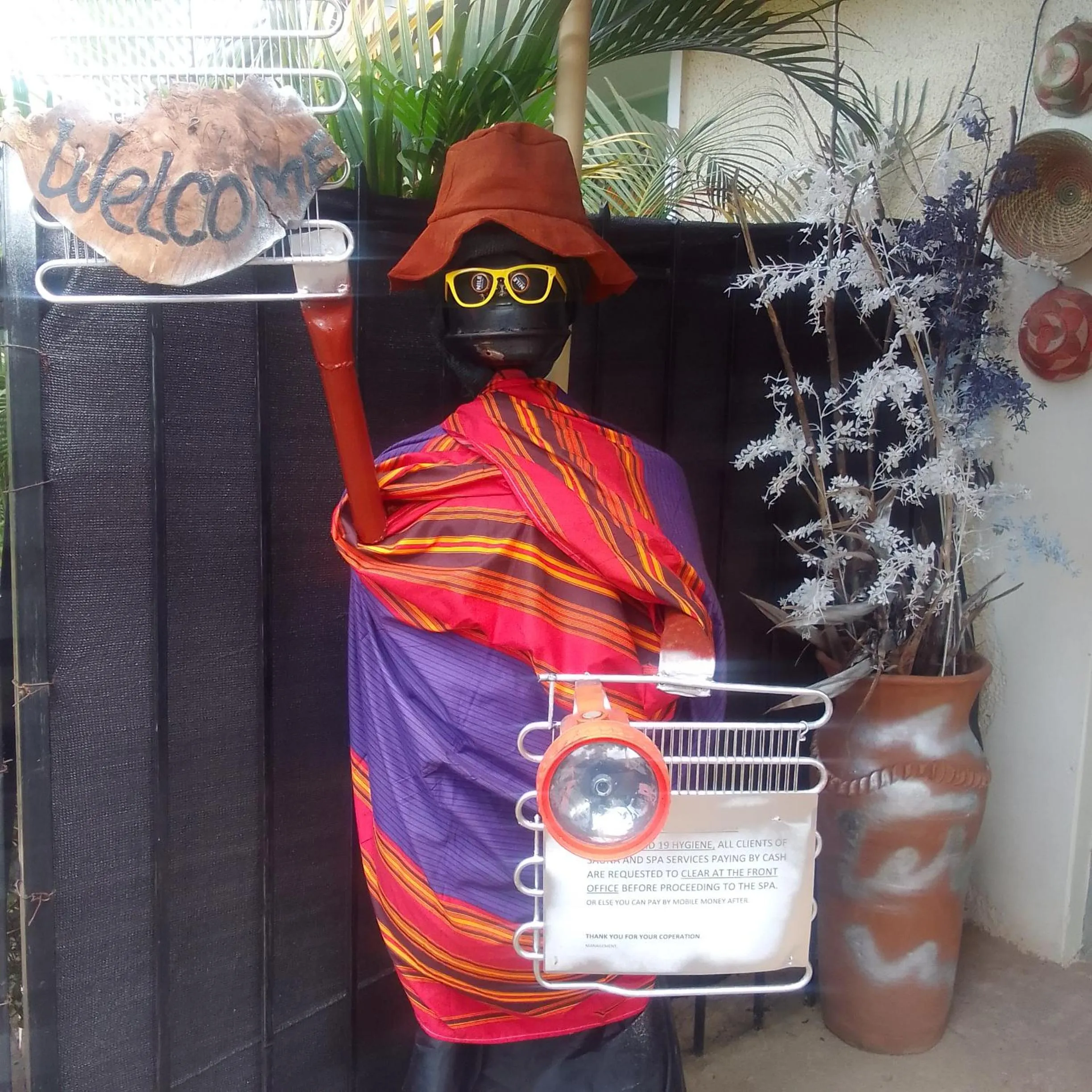 Facade/entrance in Dream jet suites