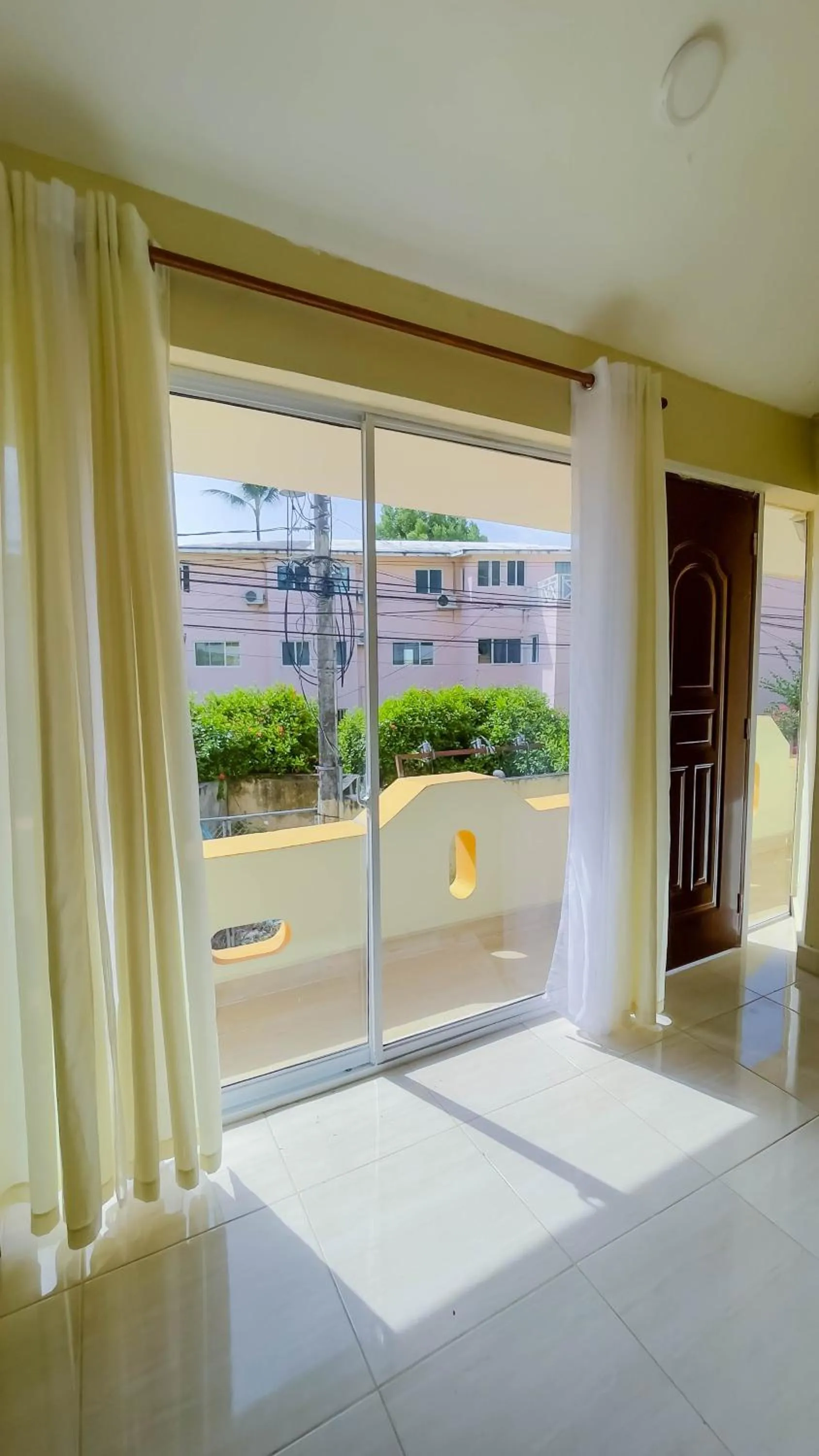 Balcony/Terrace, Bed in Hotel Turístico Marian