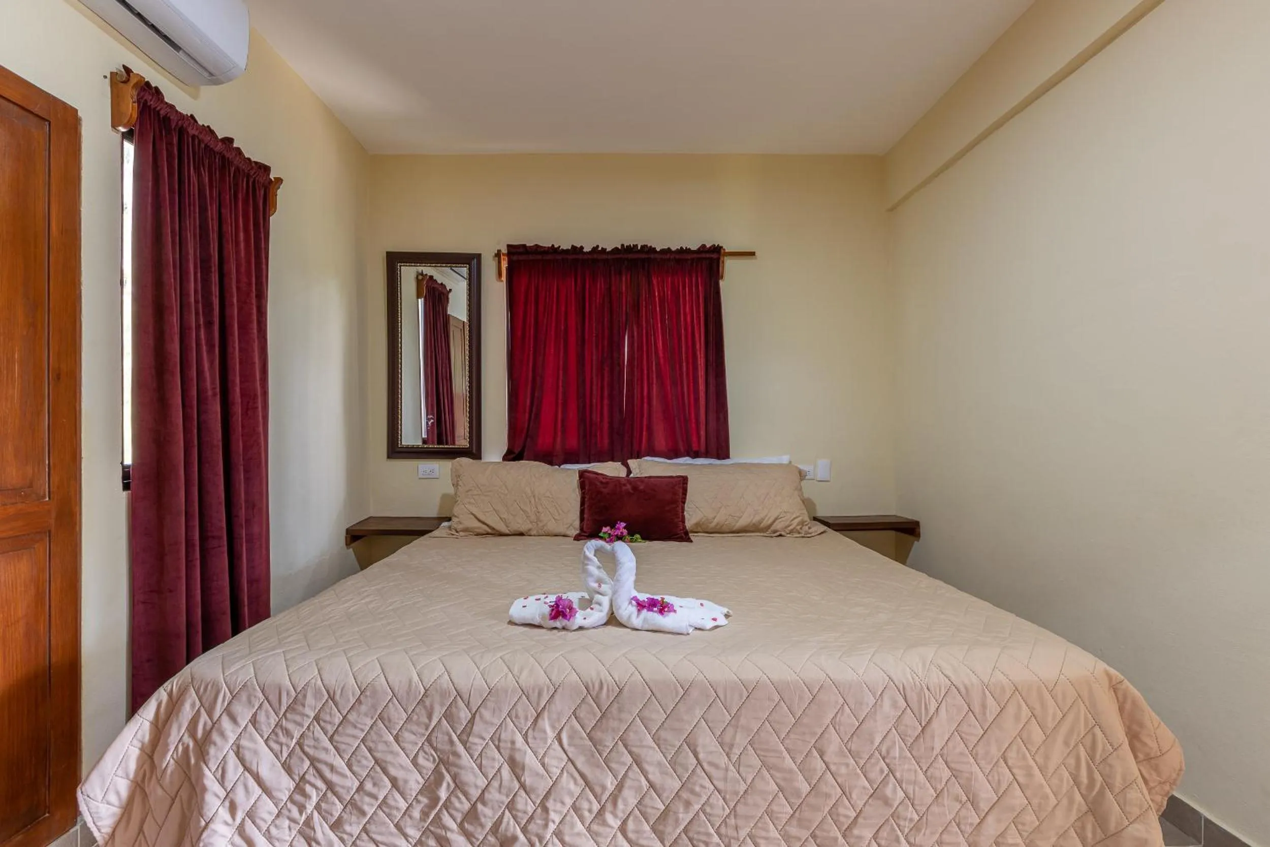 Bed in Hotel Turístico Marian