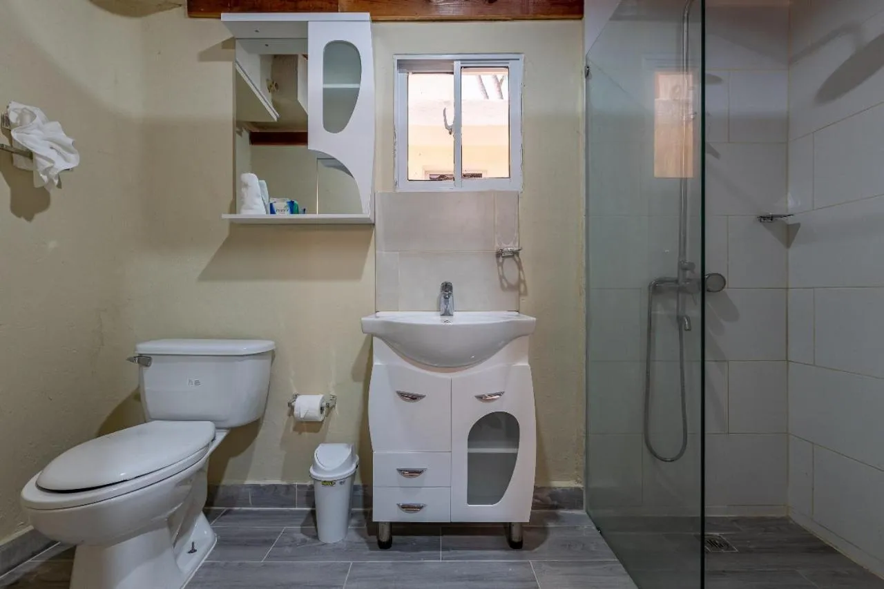 Shower in Hotel Turístico Marian