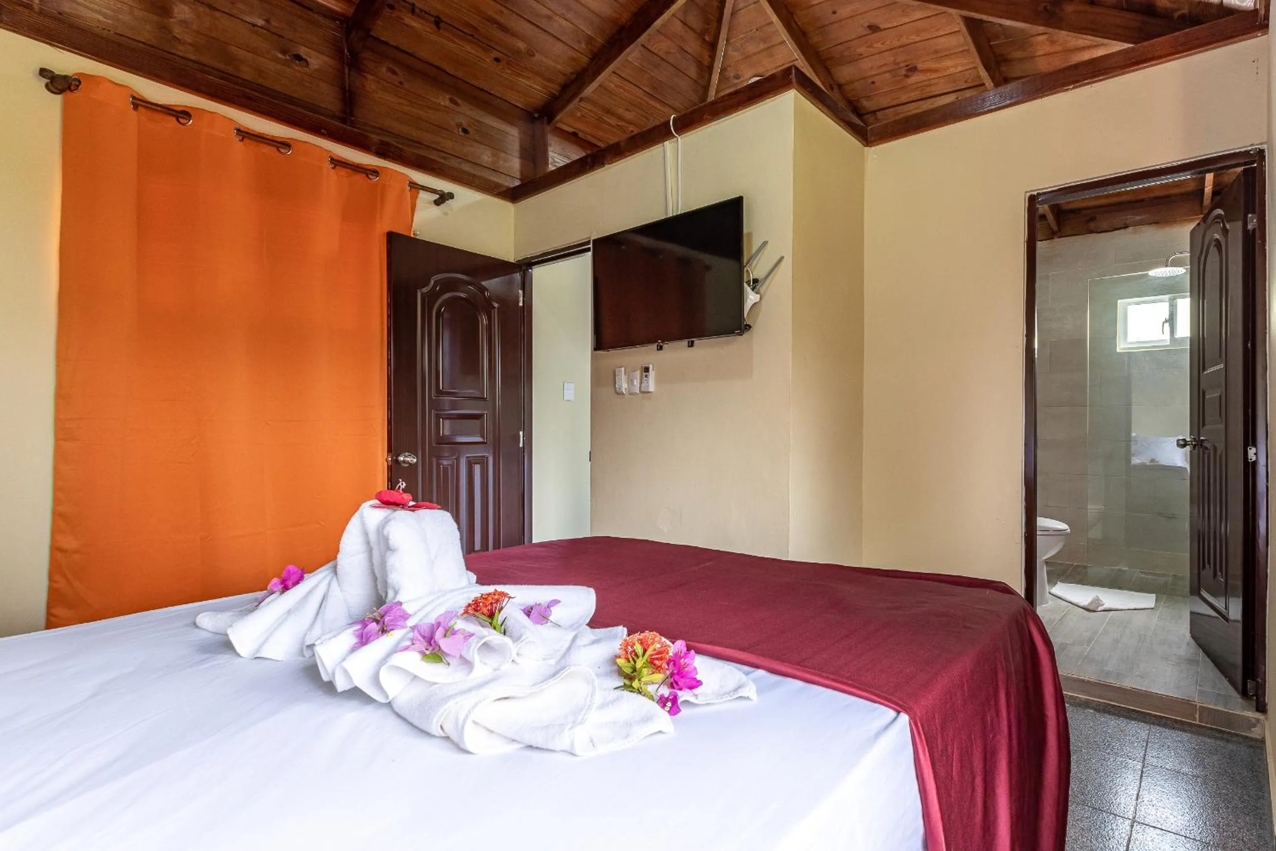 Bed in Hotel Turístico Marian