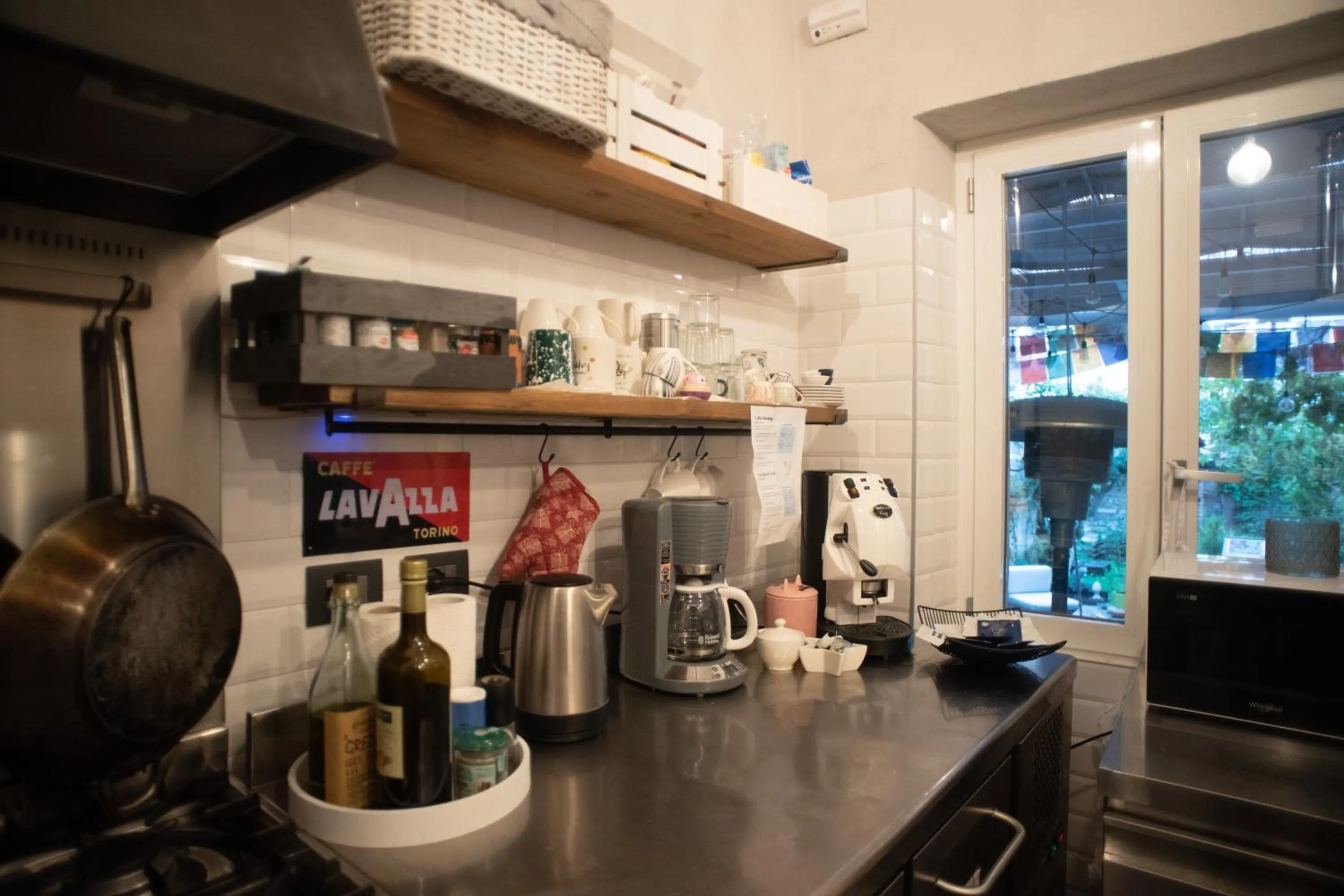 Communal kitchen in Casa Babbuino