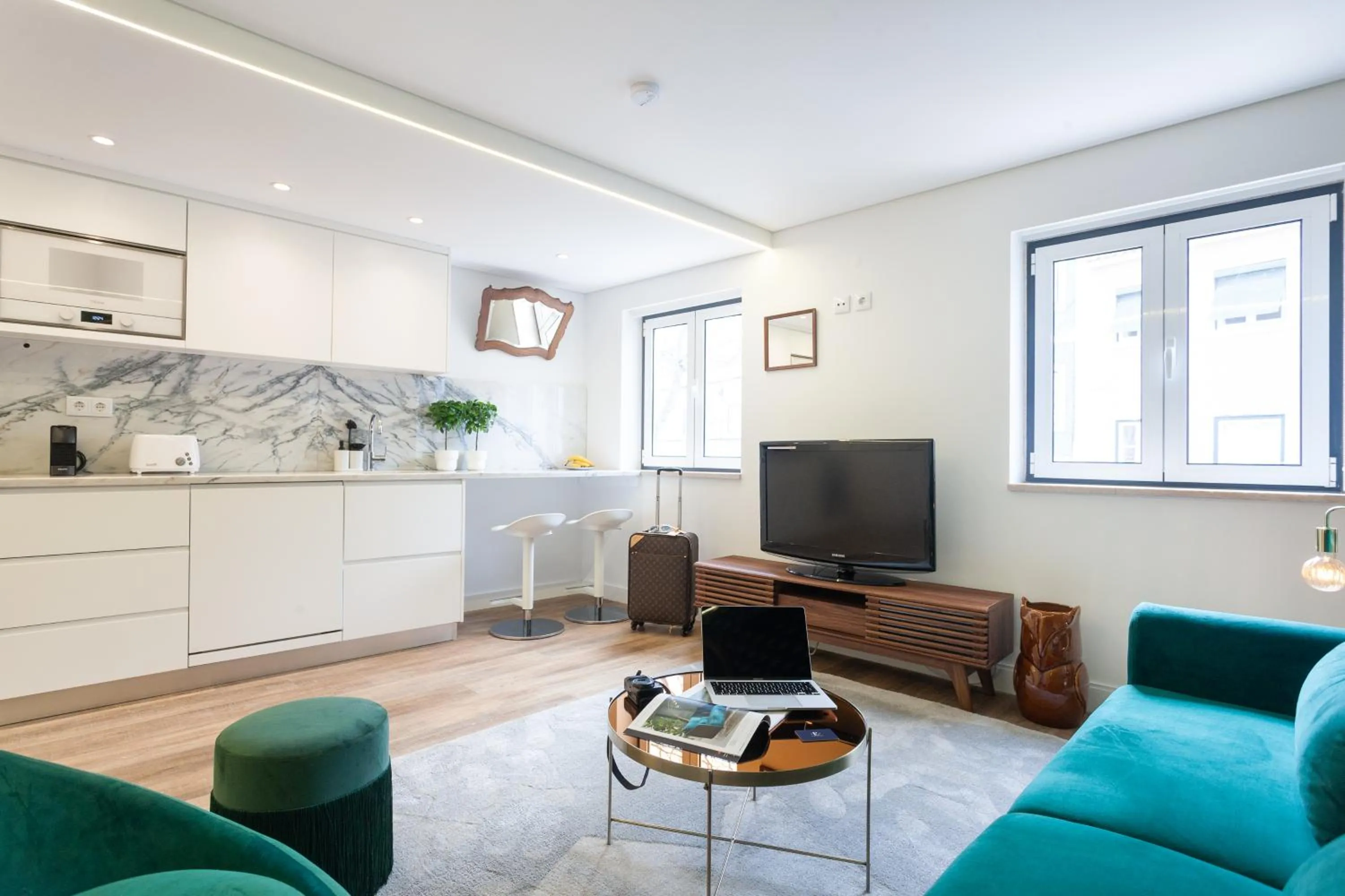 Embaixador Apartments&Suites