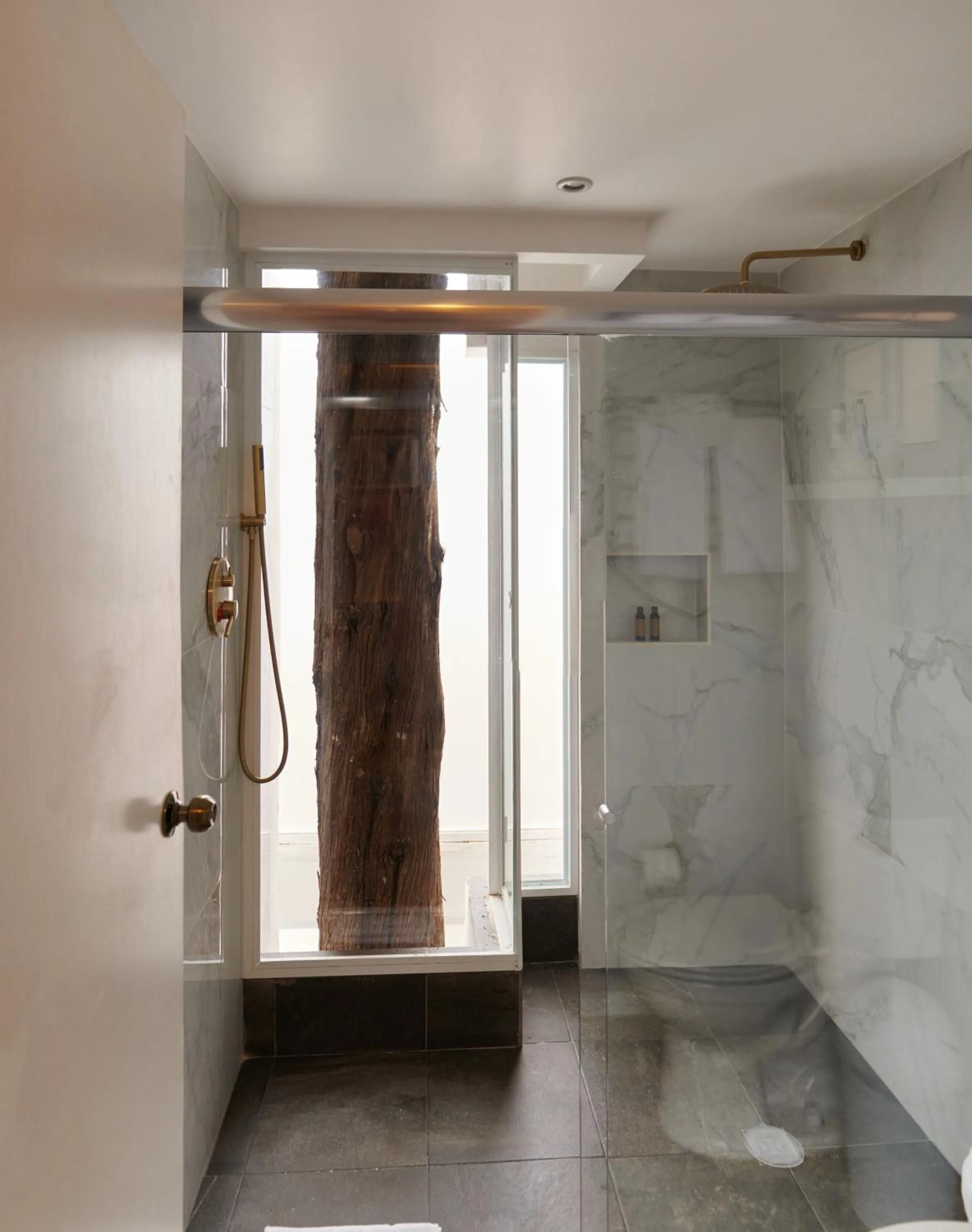 Bathroom in Hacienda Valentino