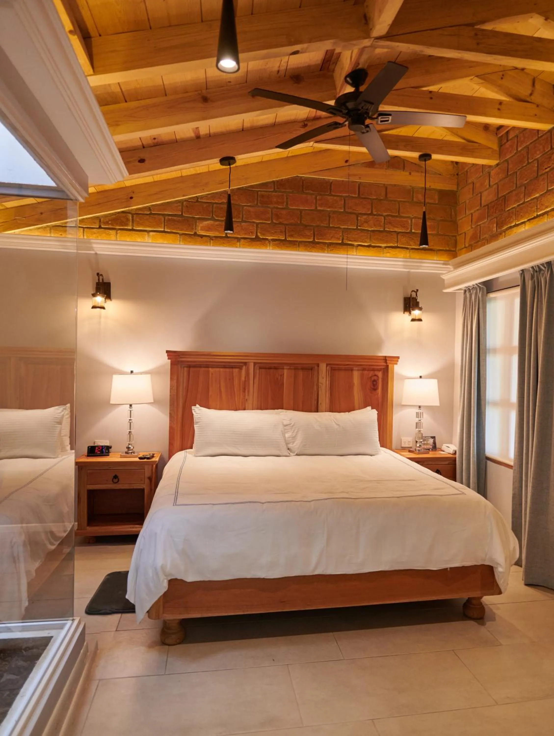 Bedroom, Bed in Hacienda Valentino