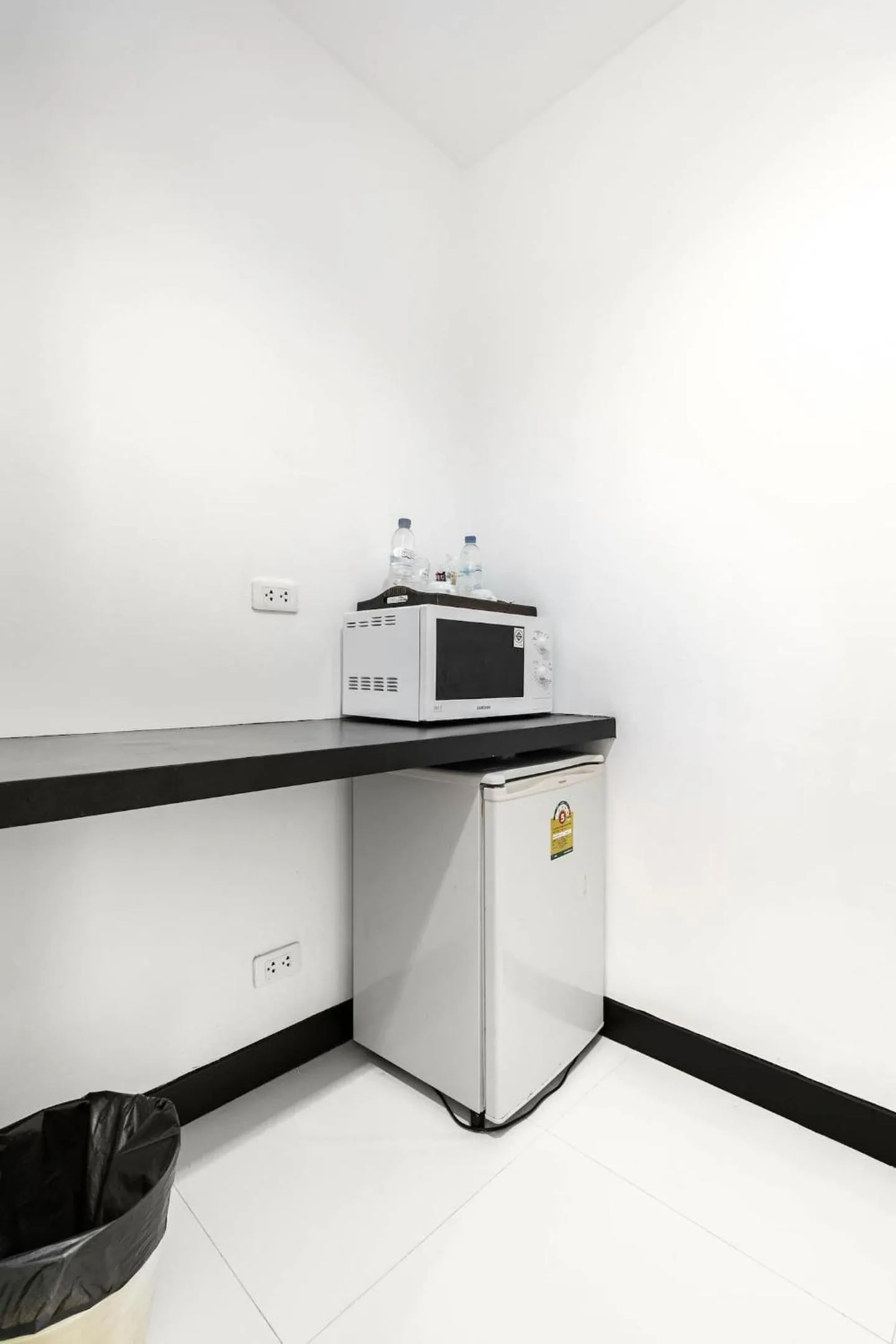 Kitchen or kitchenette in Lae Lay Suites - Karon Beach