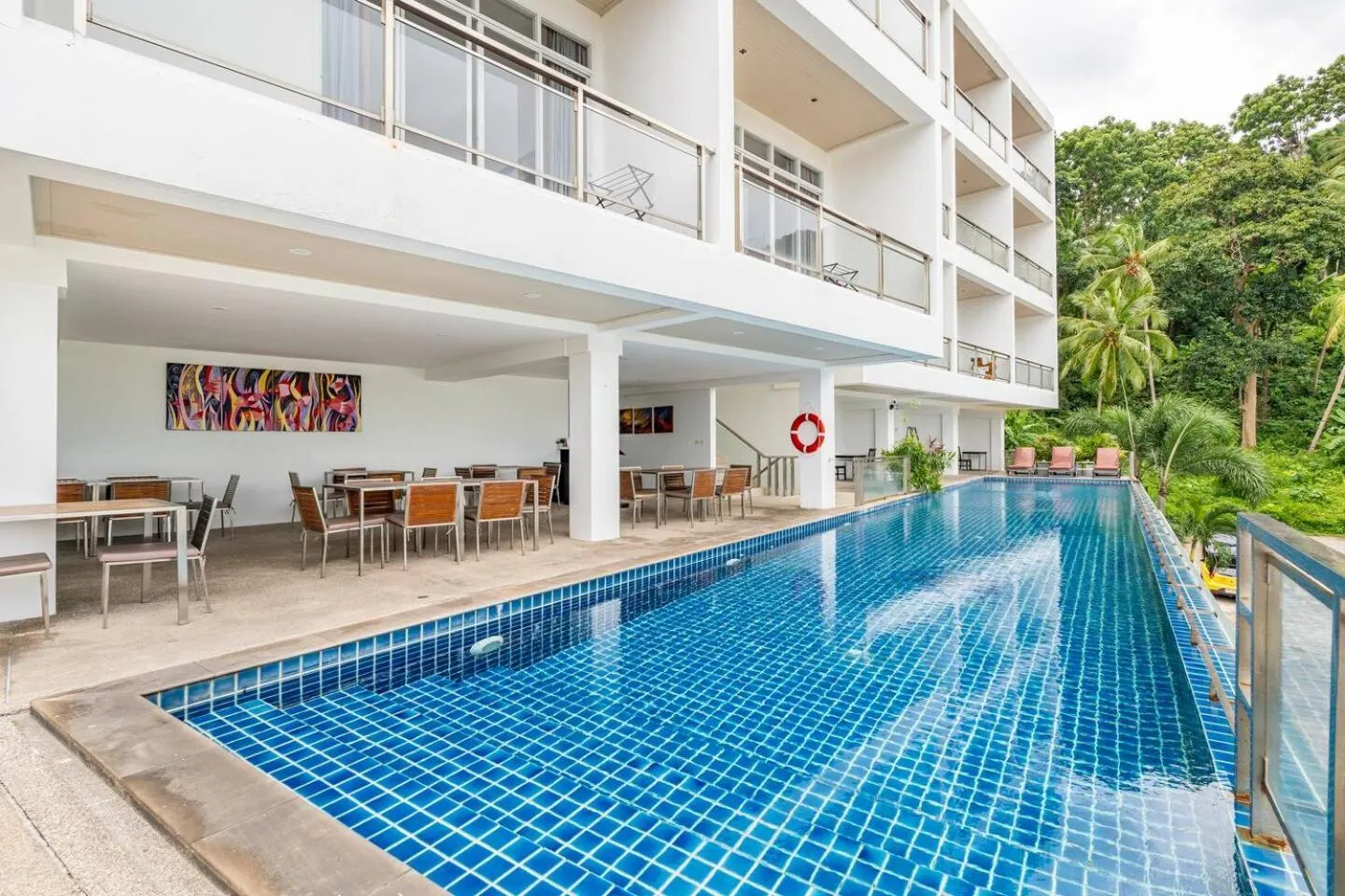 Swimming pool in Lae Lay Suites - Karon Beach