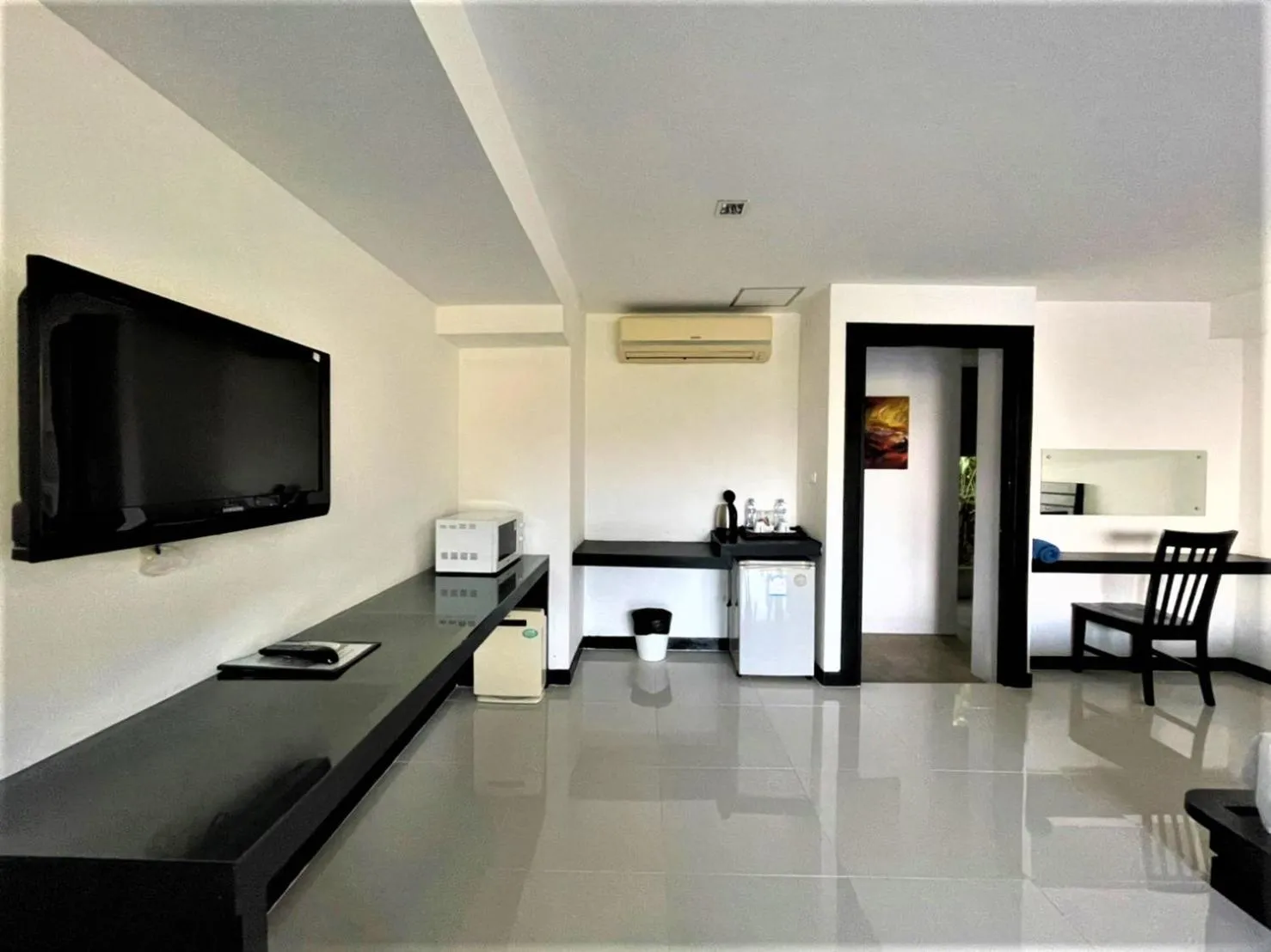 Kitchen or kitchenette in Lae Lay Suites - Karon Beach