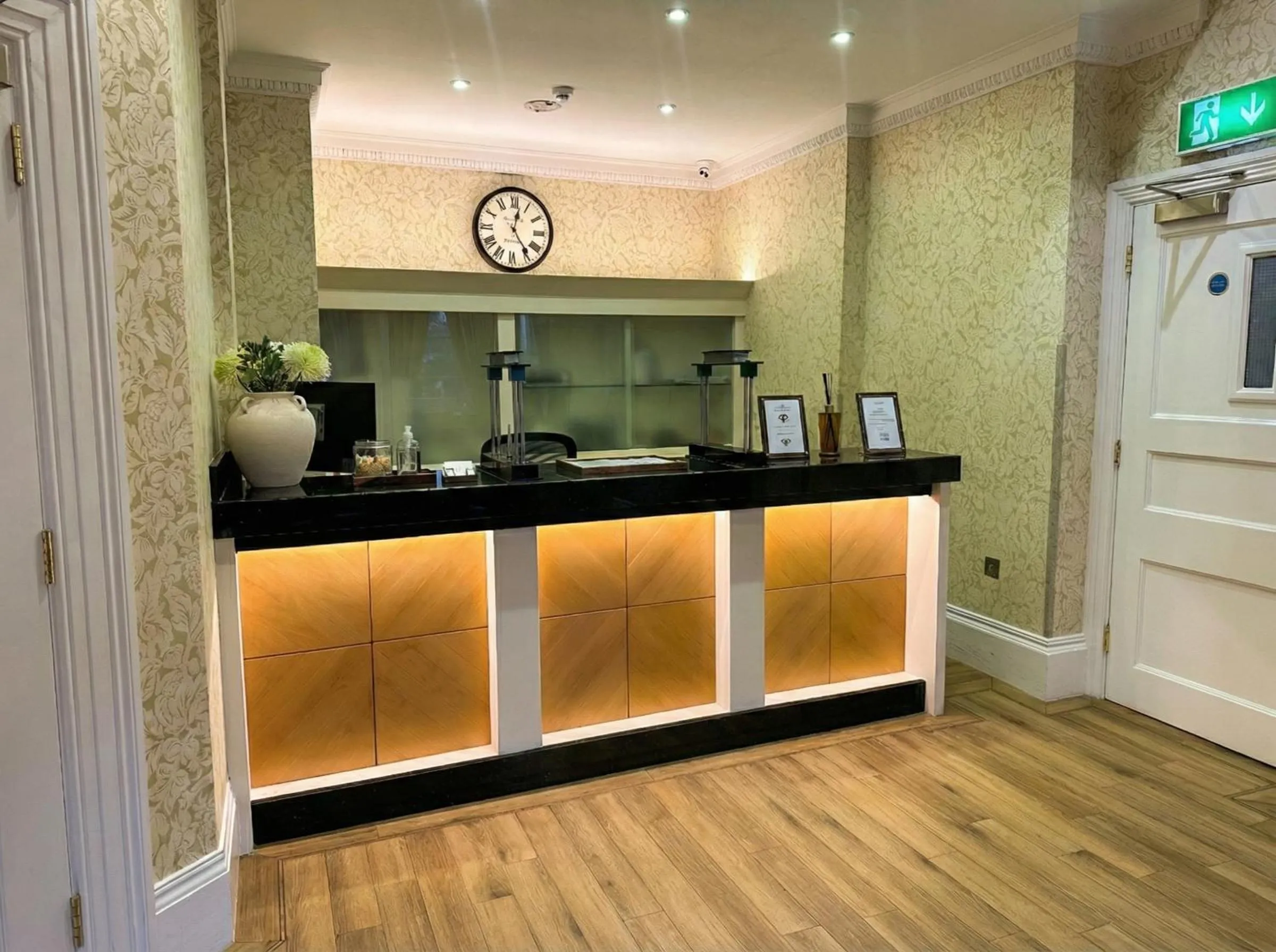 Lobby or reception in Athena Hotel