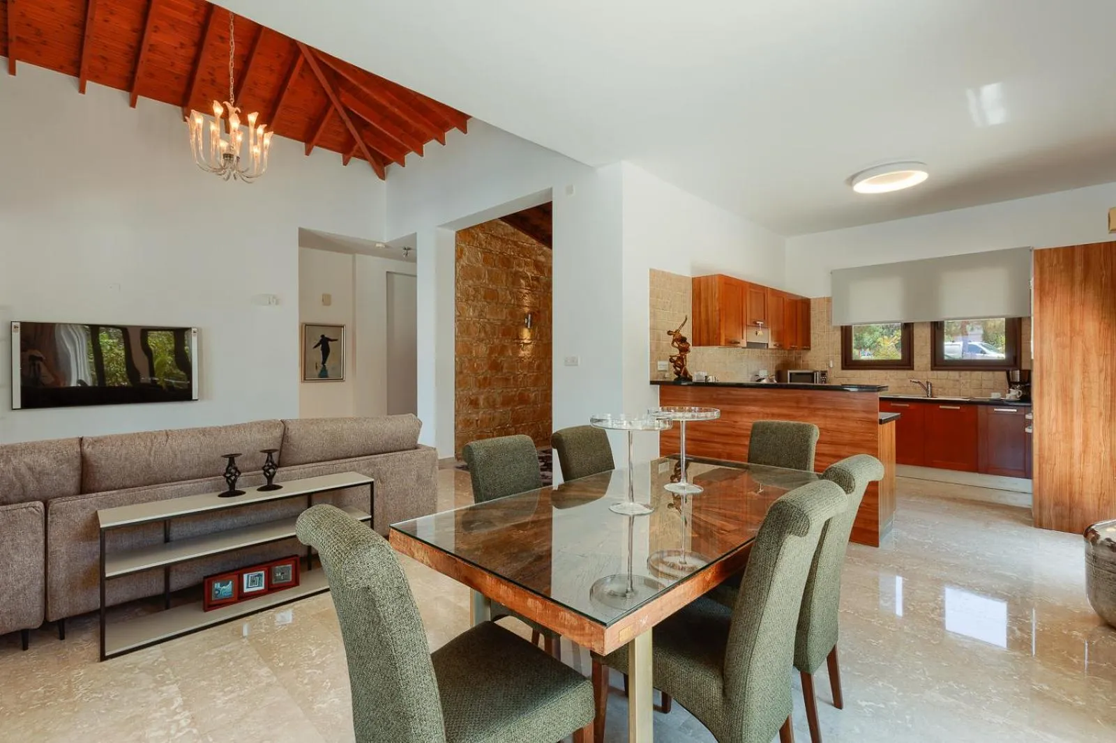 Dining area in Aphrodite Hills Rentals - Superior Villas