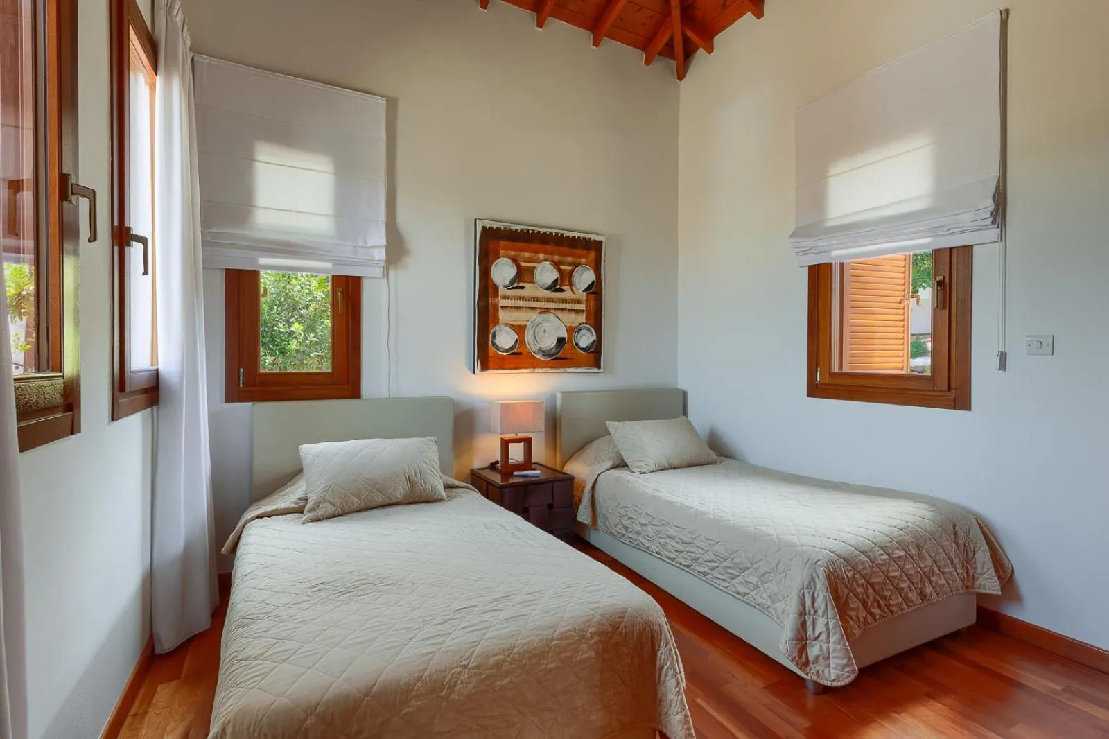 Photo of the whole room, Bed in Aphrodite Hills Rentals - Superior Villas