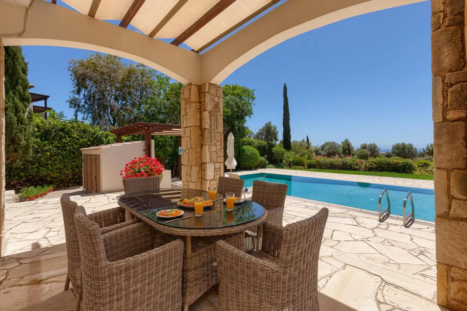 Swimming pool in Aphrodite Hills Rentals - Superior Villas