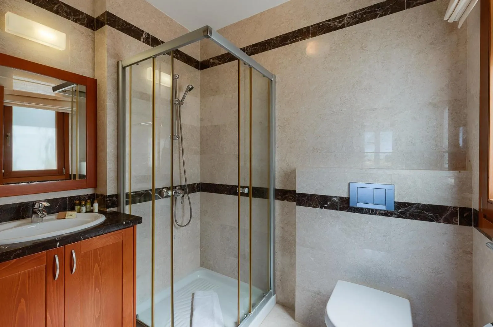 Shower in Aphrodite Hills Rentals - Superior Villas