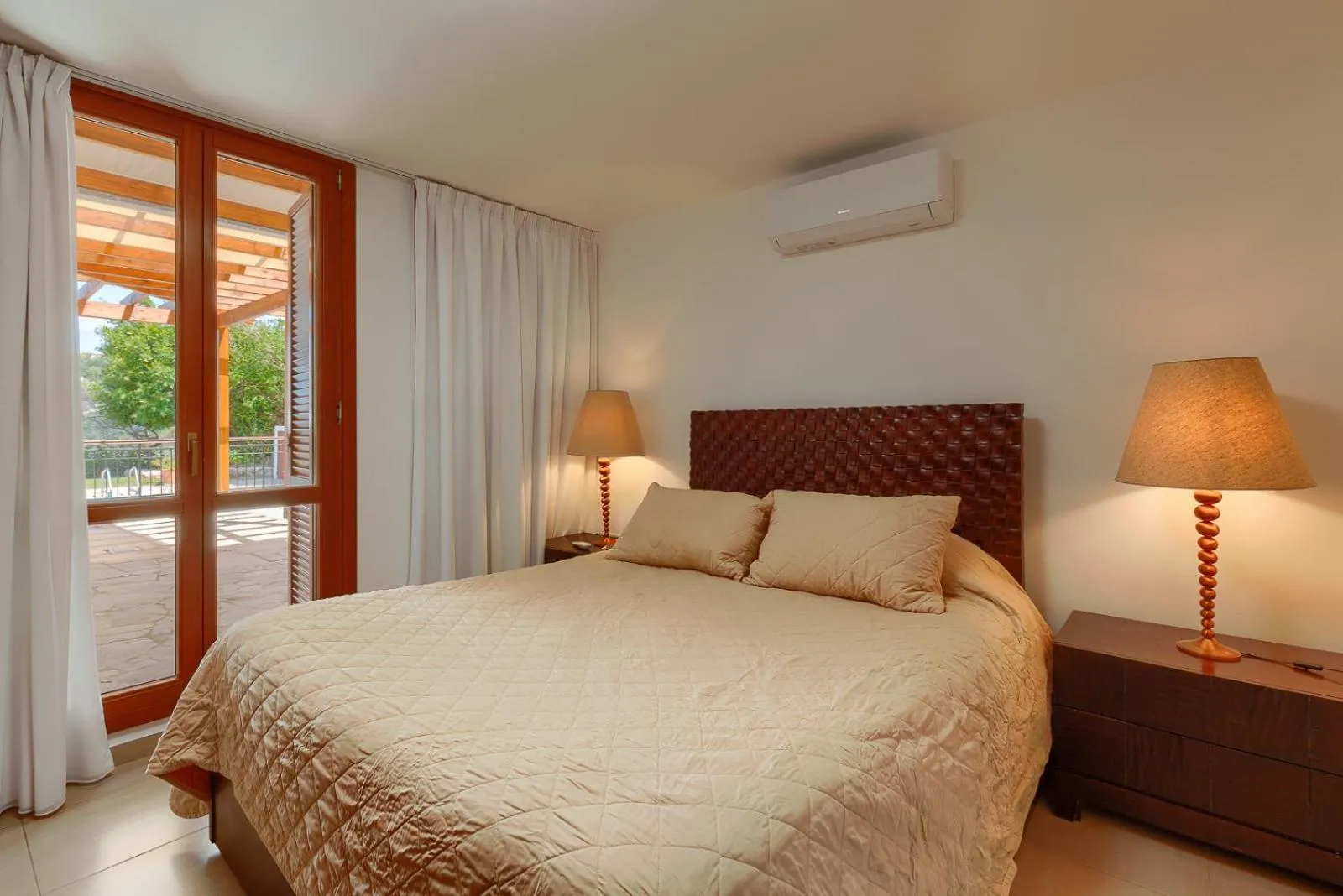 Bedroom, Bed in Aphrodite Hills Rentals - Superior Villas