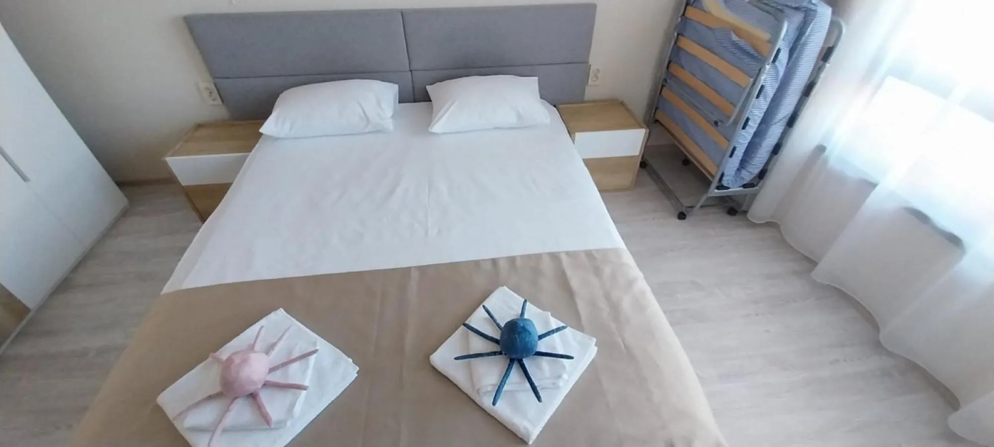 Bed in Sea Dreams Apartment