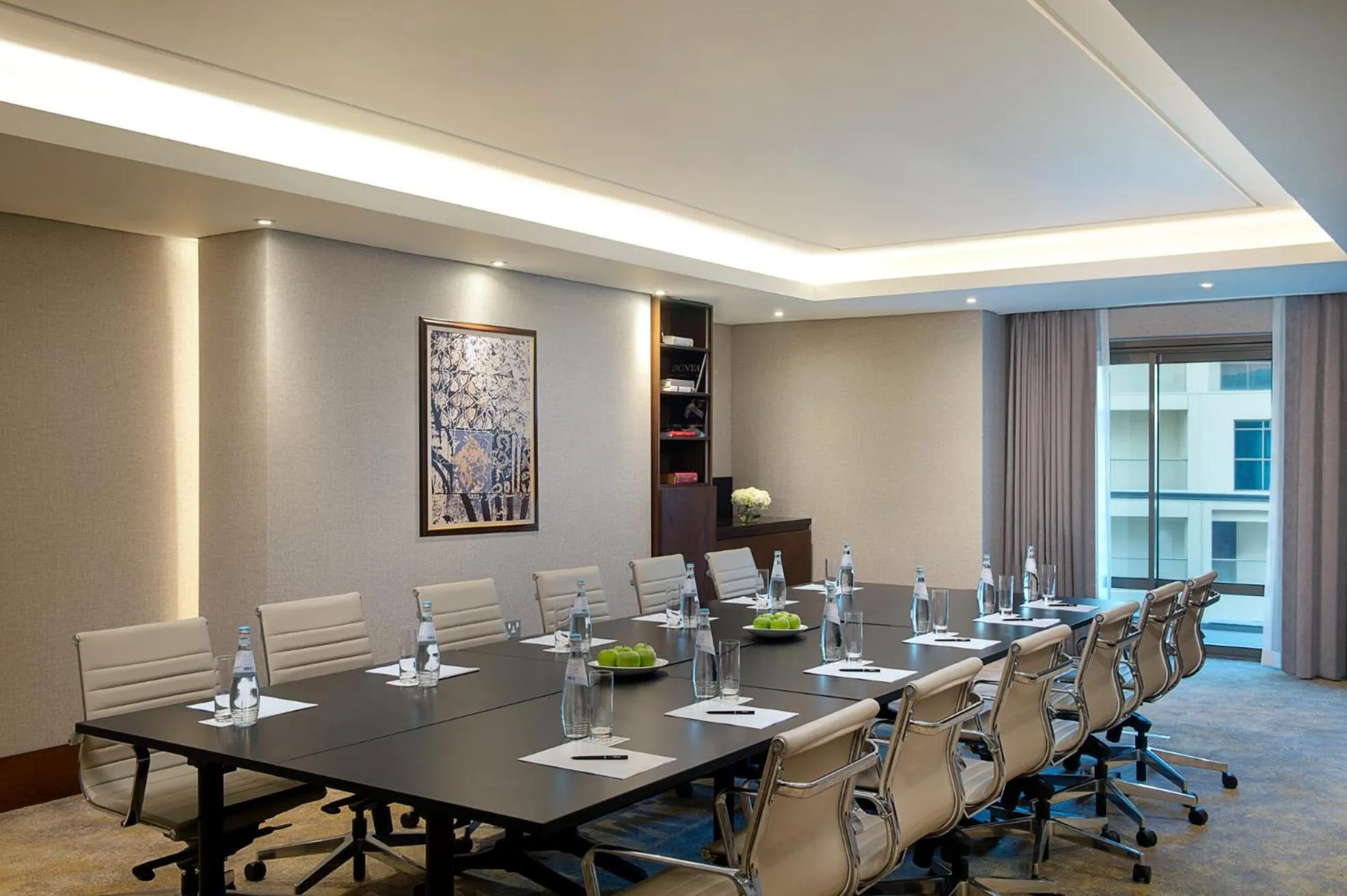 Business facilities in The Townhouses The Pearl