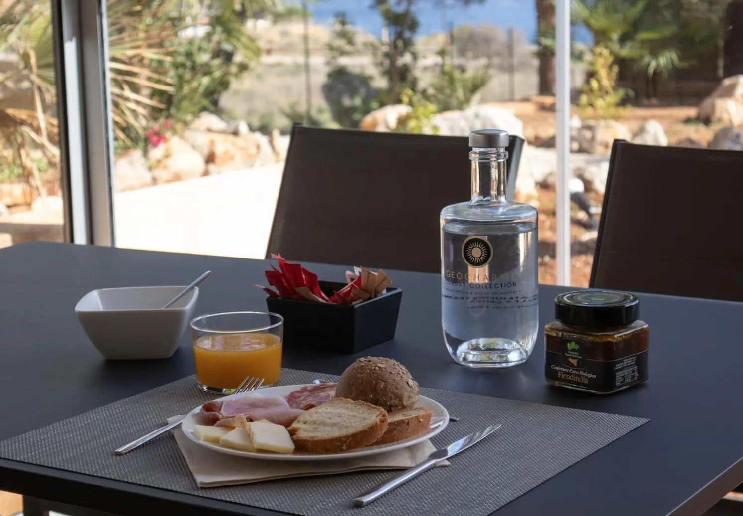 Breakfast in Araja Villa&Suite by Geocharme